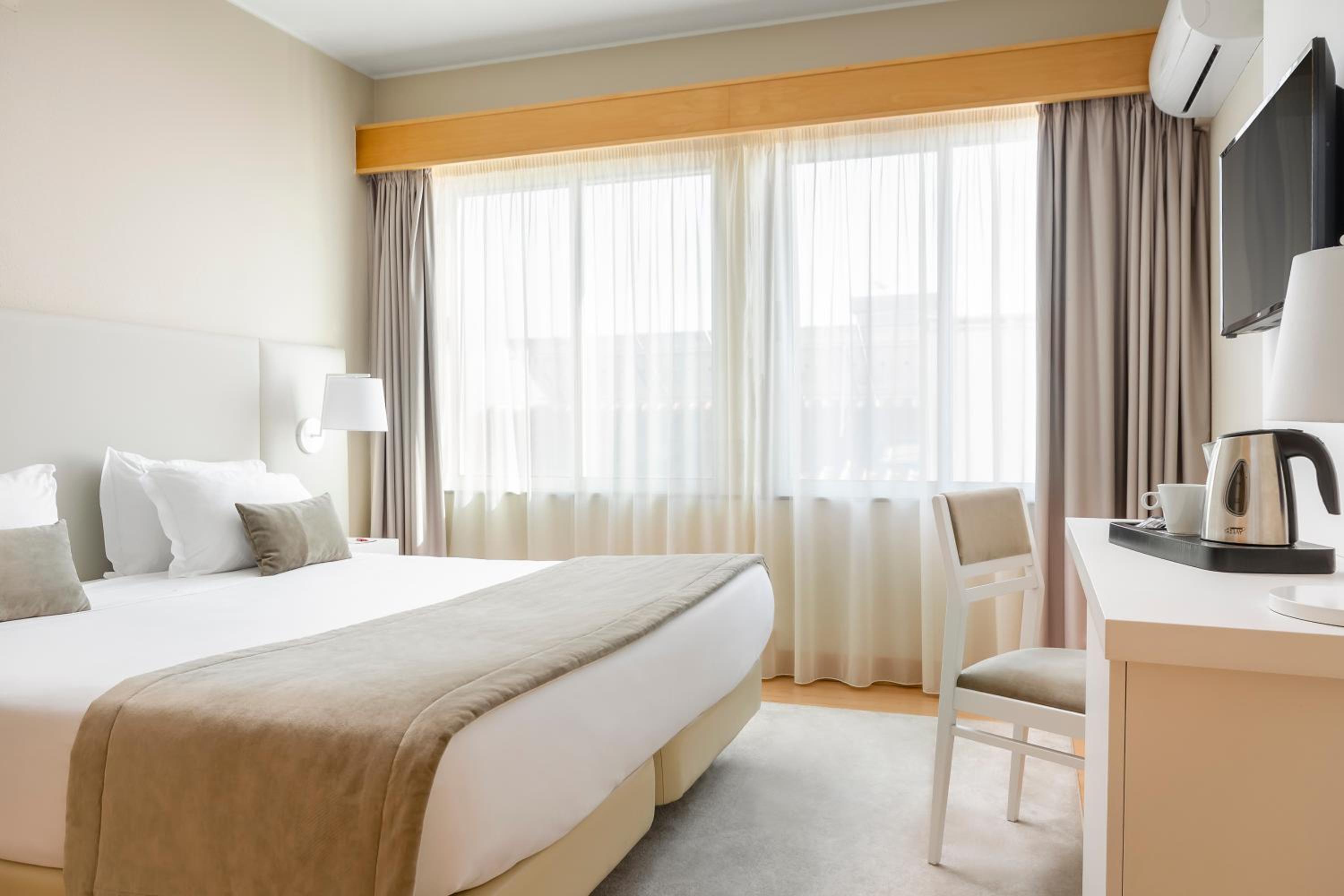 Double Room with Romantic Package
