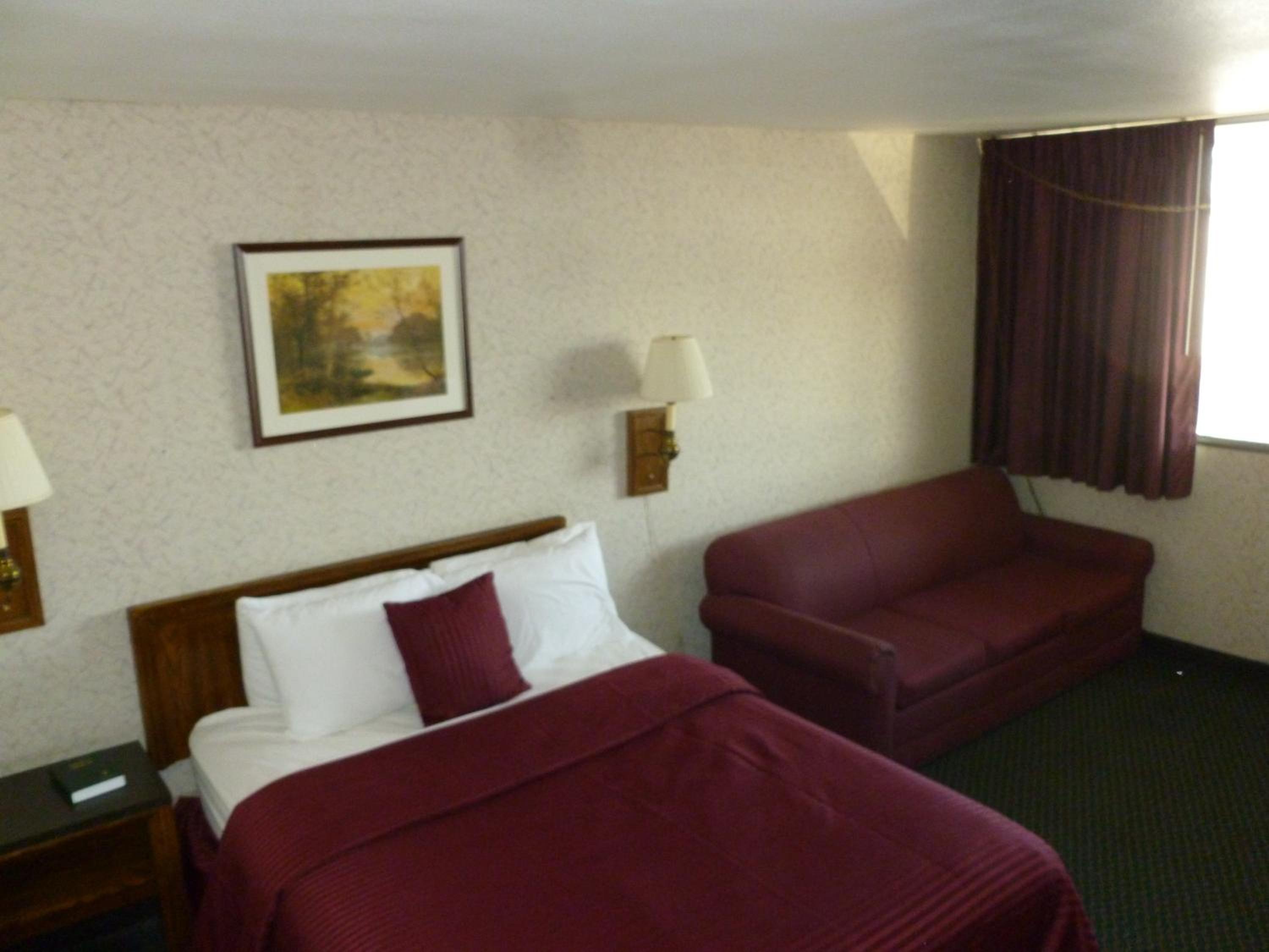 King Room - Non-Smoking - Photo 16