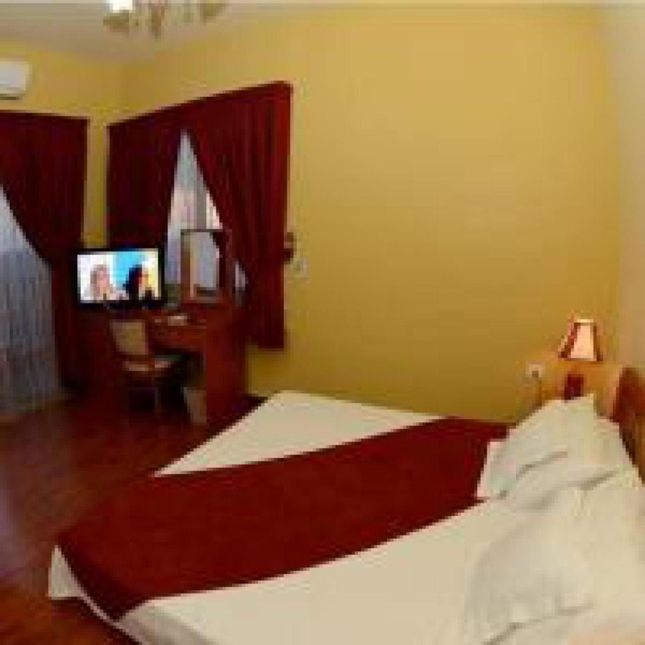 Single Room with Balcony photo 2