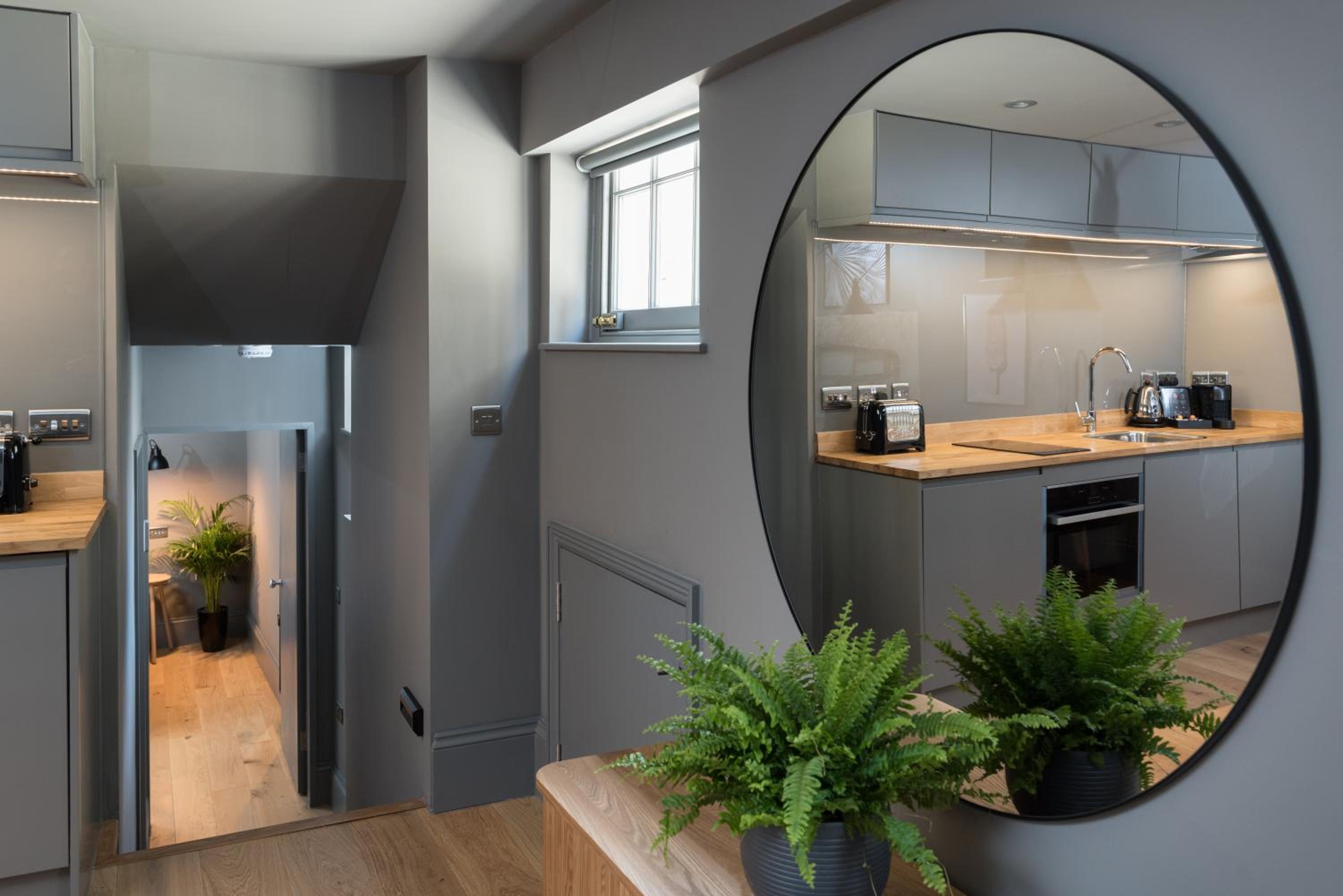 One-Bedroom Apartment - Photo 16