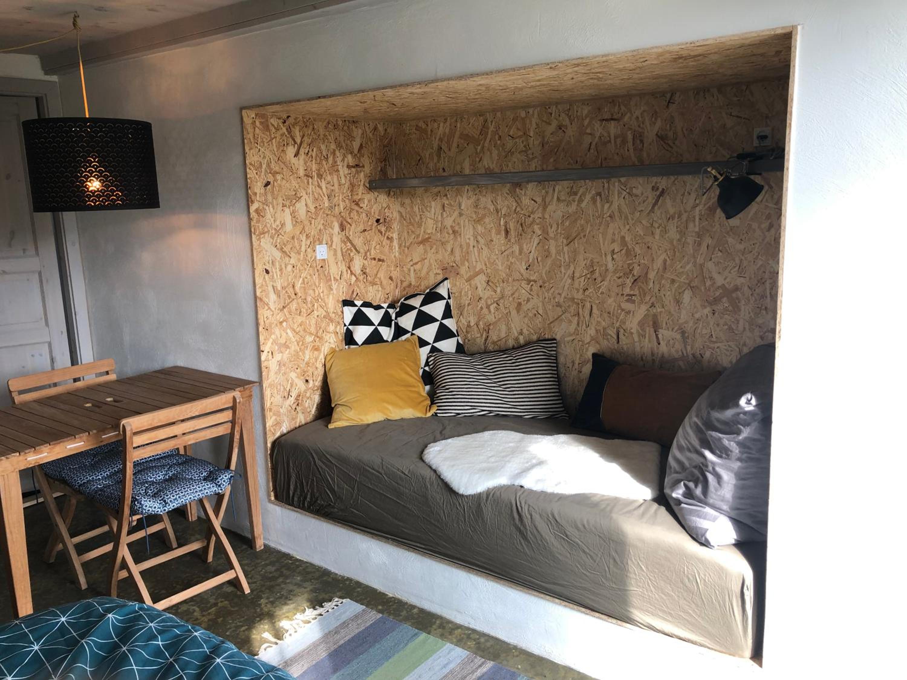 Double or Twin Room with Private Bathroom - Photo 4