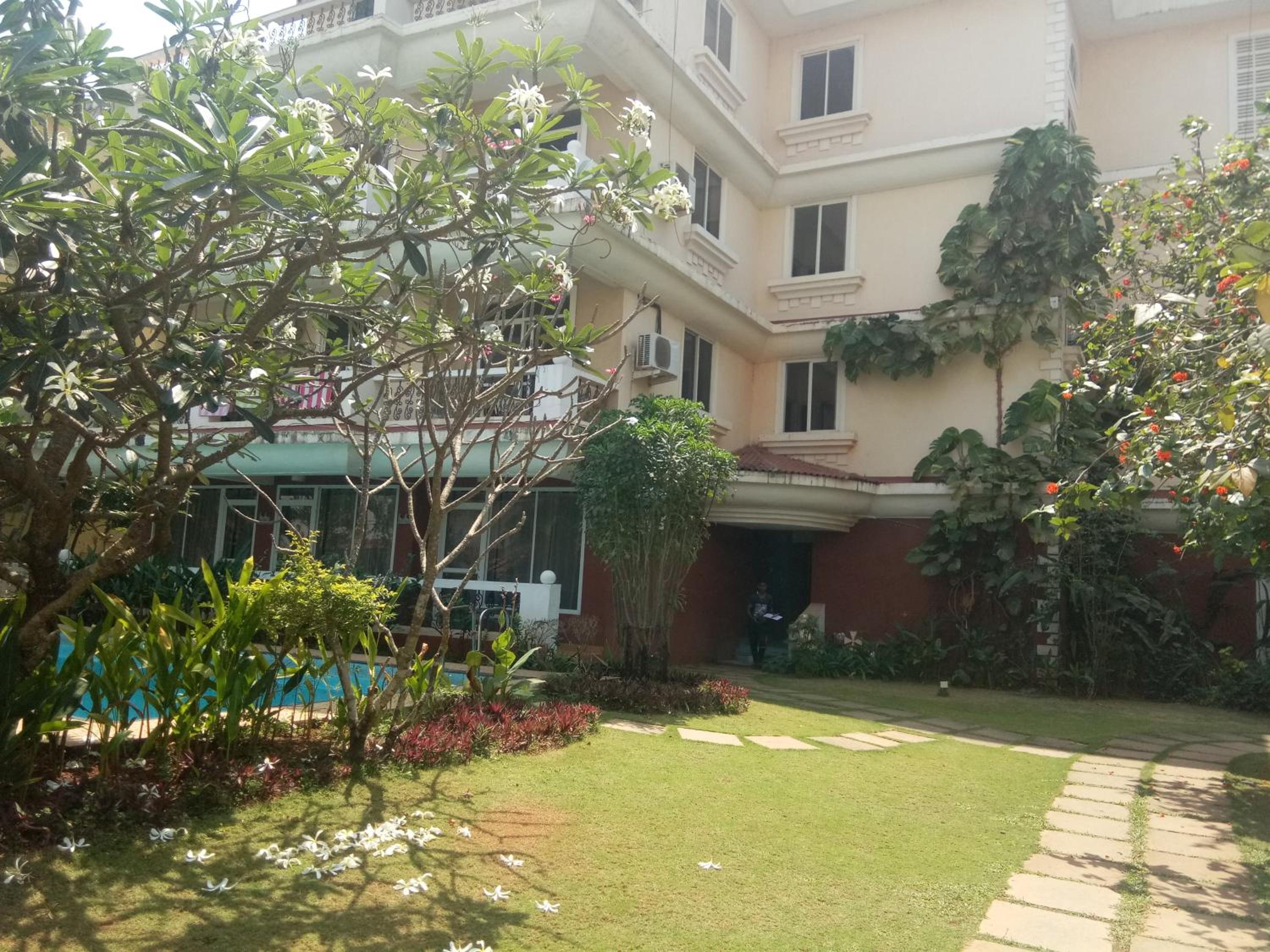 Apartment with Lake View photo 2