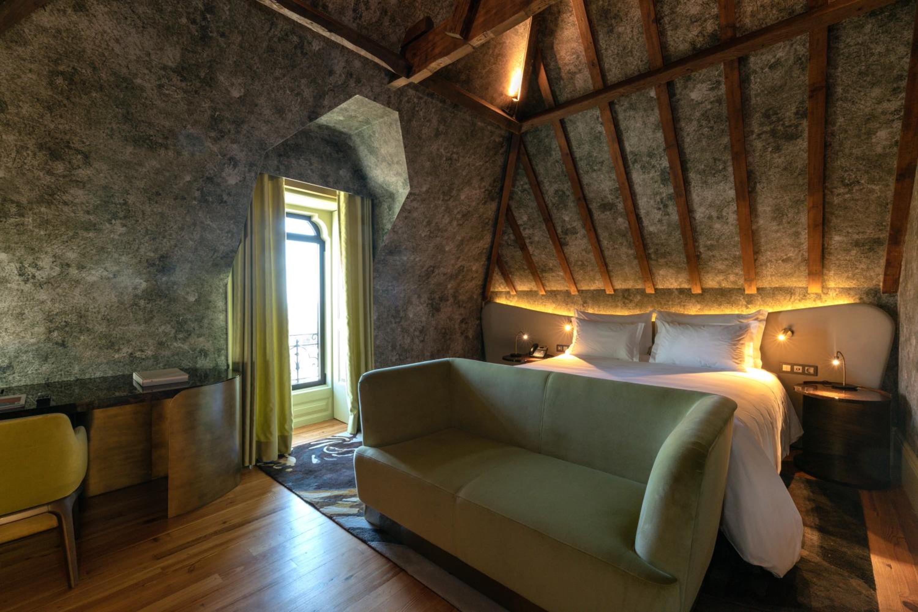 Manor House Room