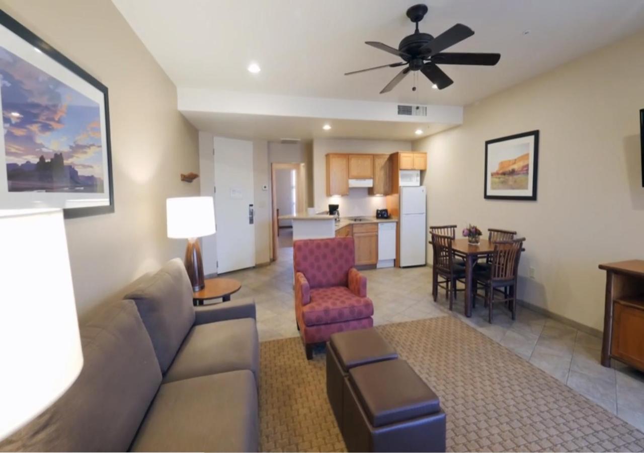 One-Bedroom Suite