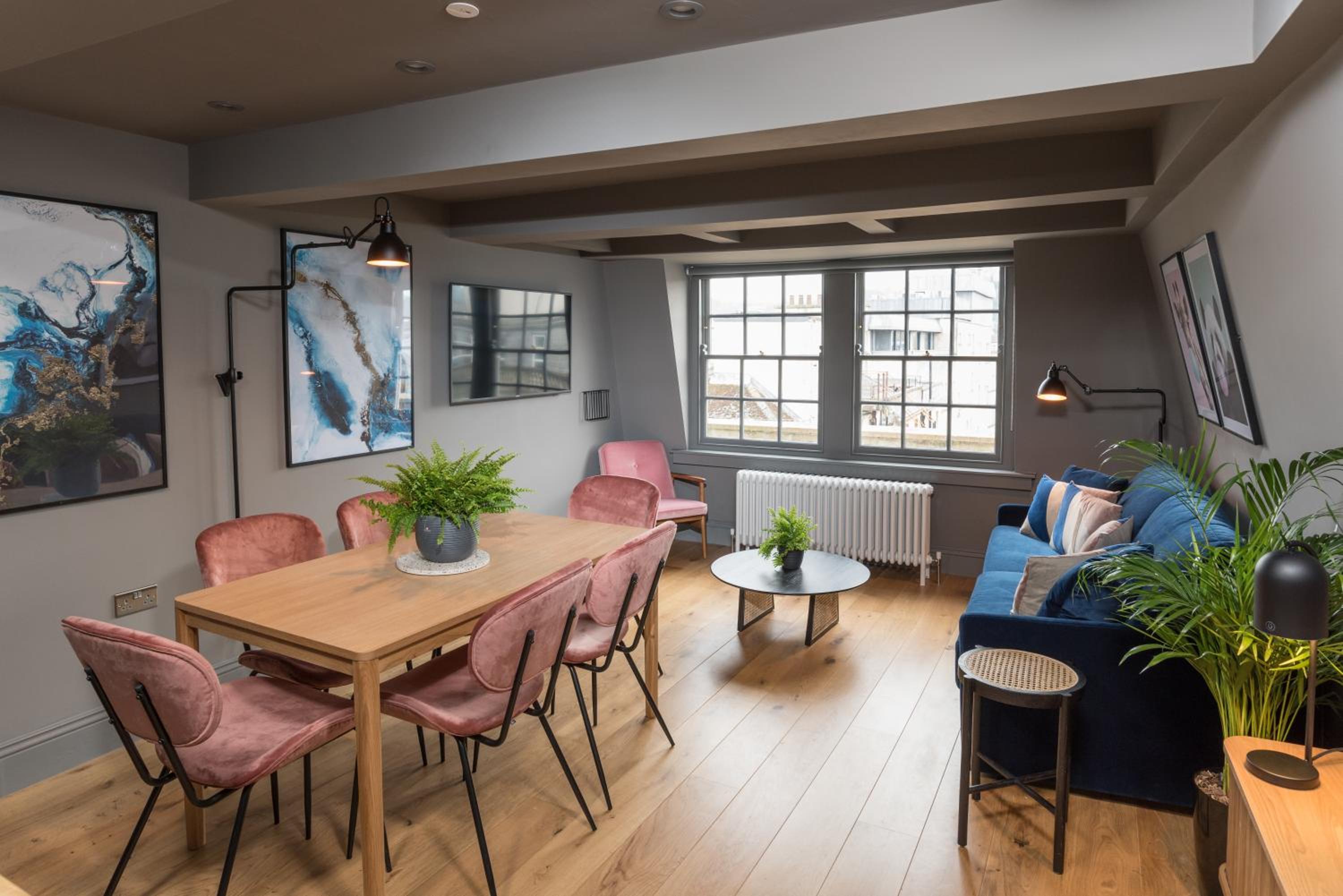 Penthouse Apartment - Photo 20