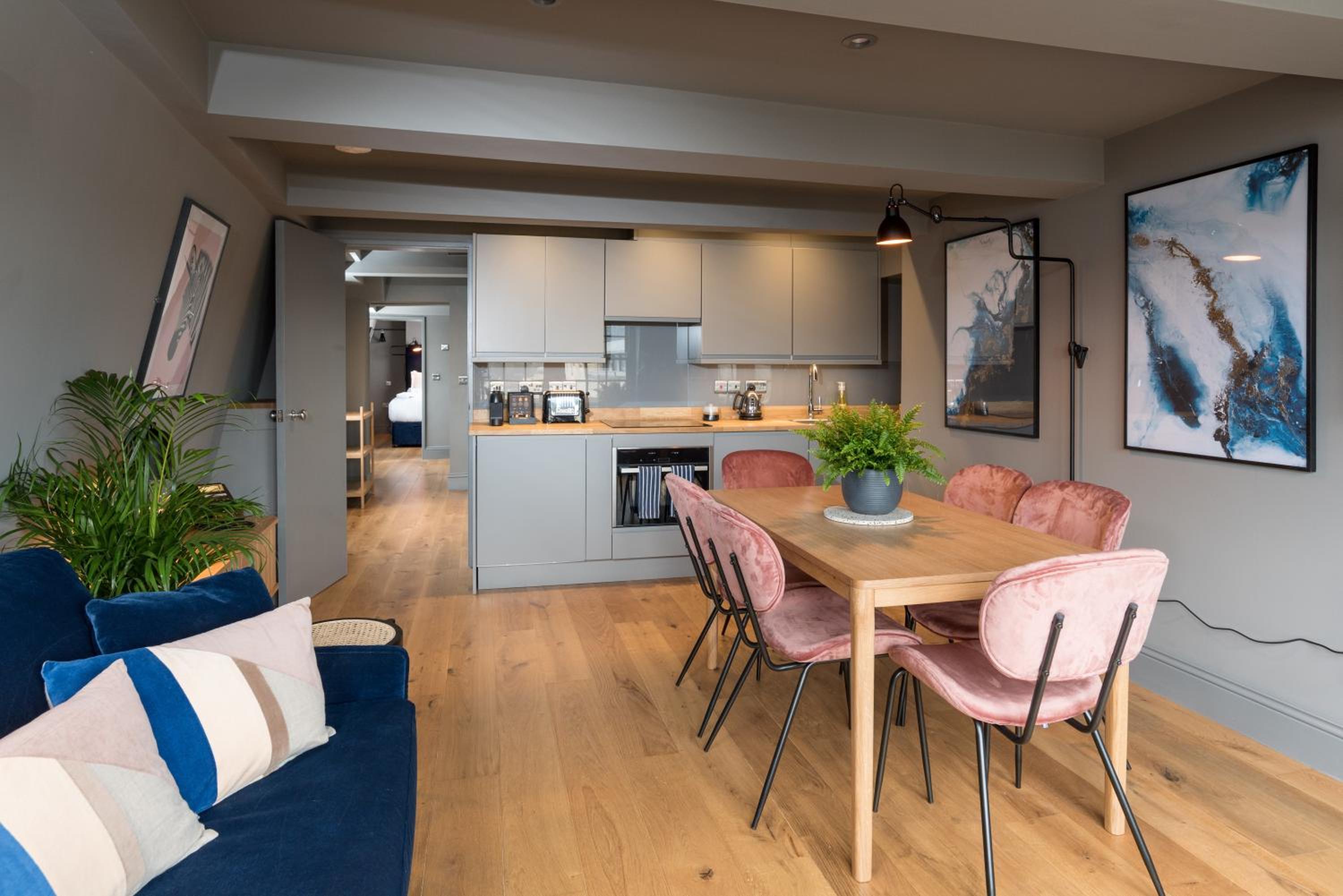 Penthouse Apartment - Photo 19