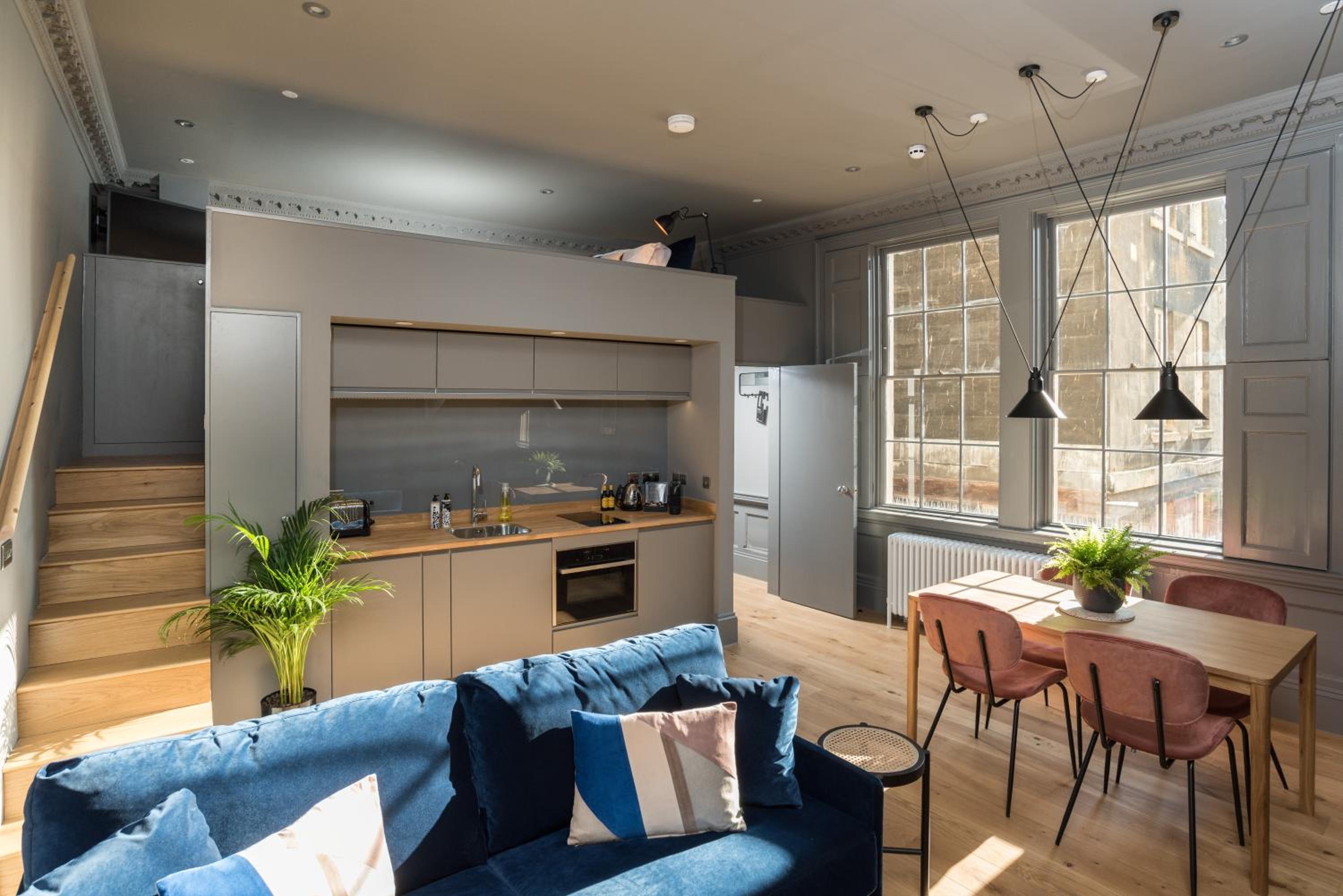 Deluxe Mezzanine Apartment - Photo 18