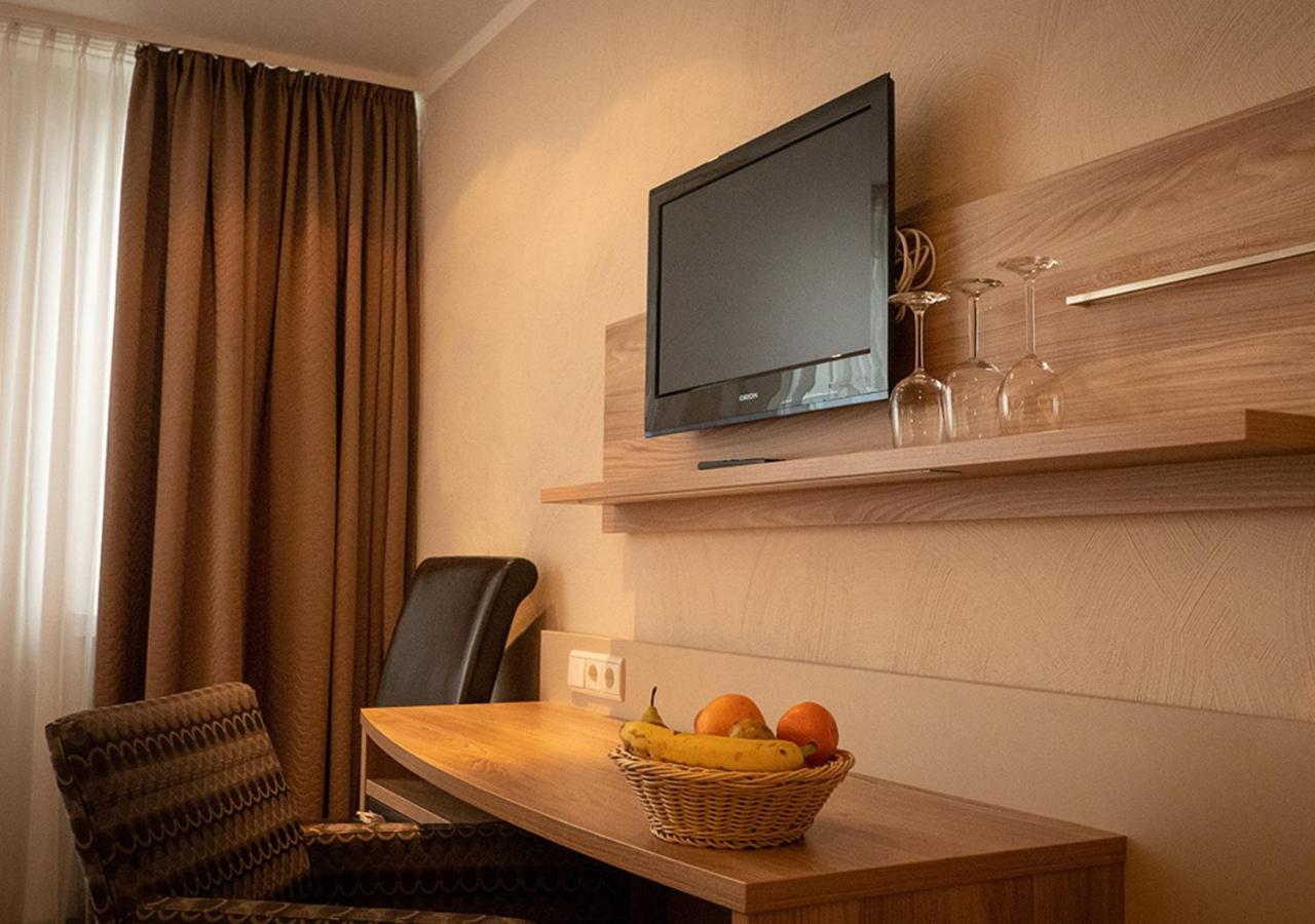 Double Room with Courtyard View - Photo 5