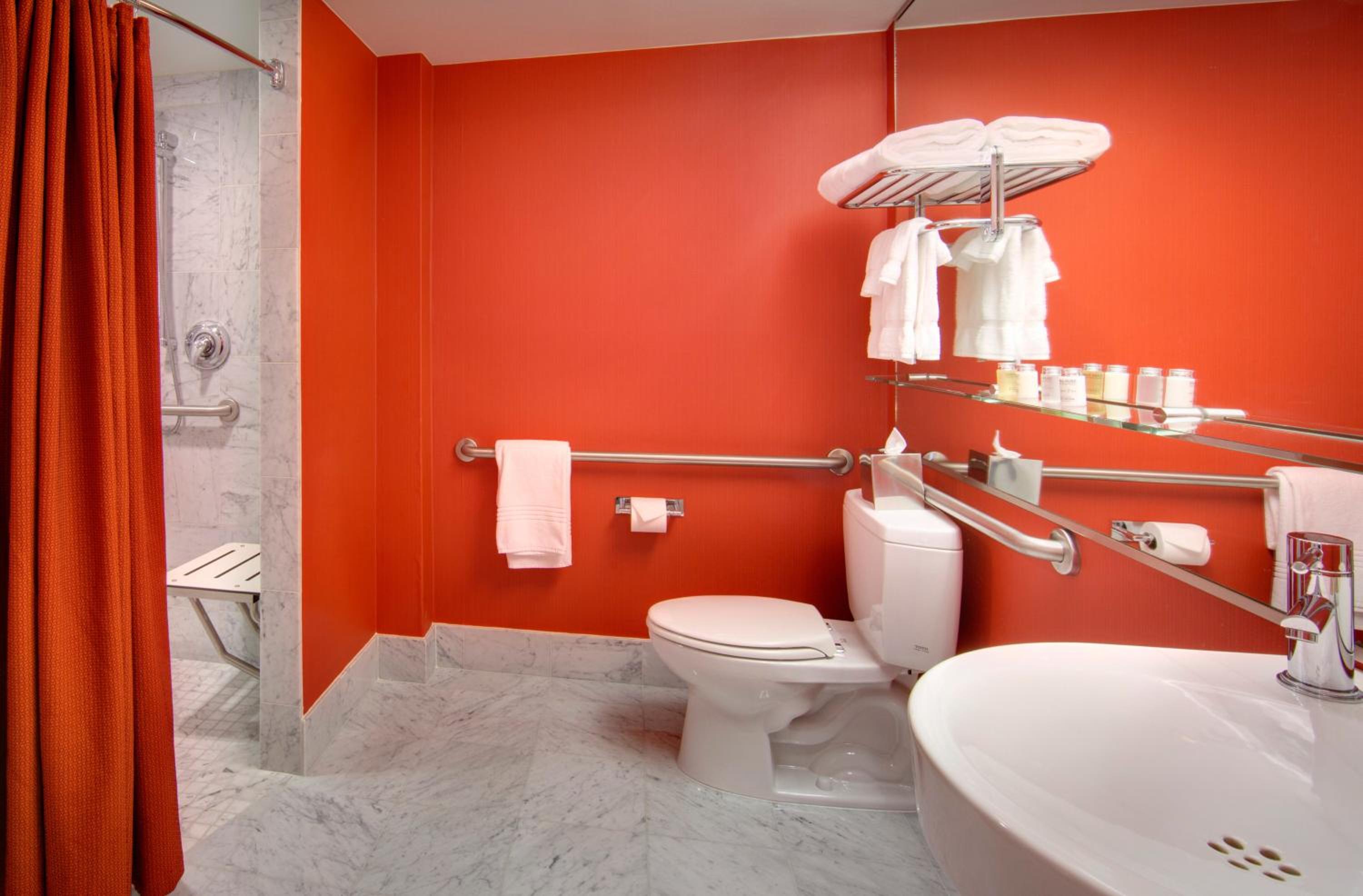 Superior Suite - Photo 2