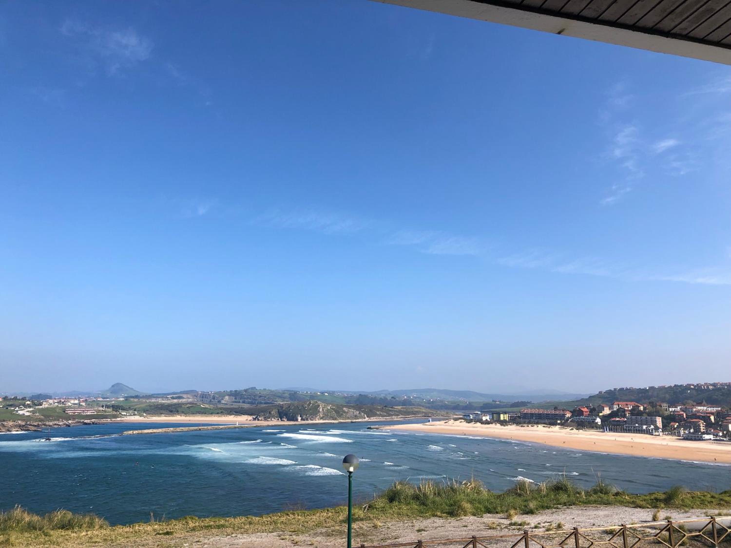 Deluxe Double Room with Balcony and Sea View - Photo 9