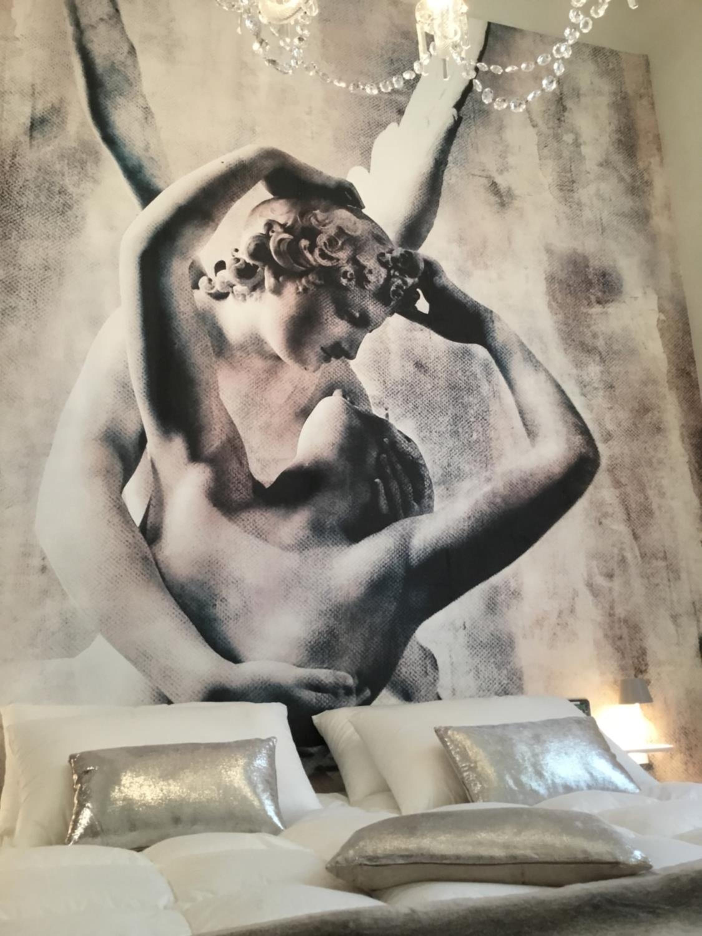 Superior King Suite photo 1