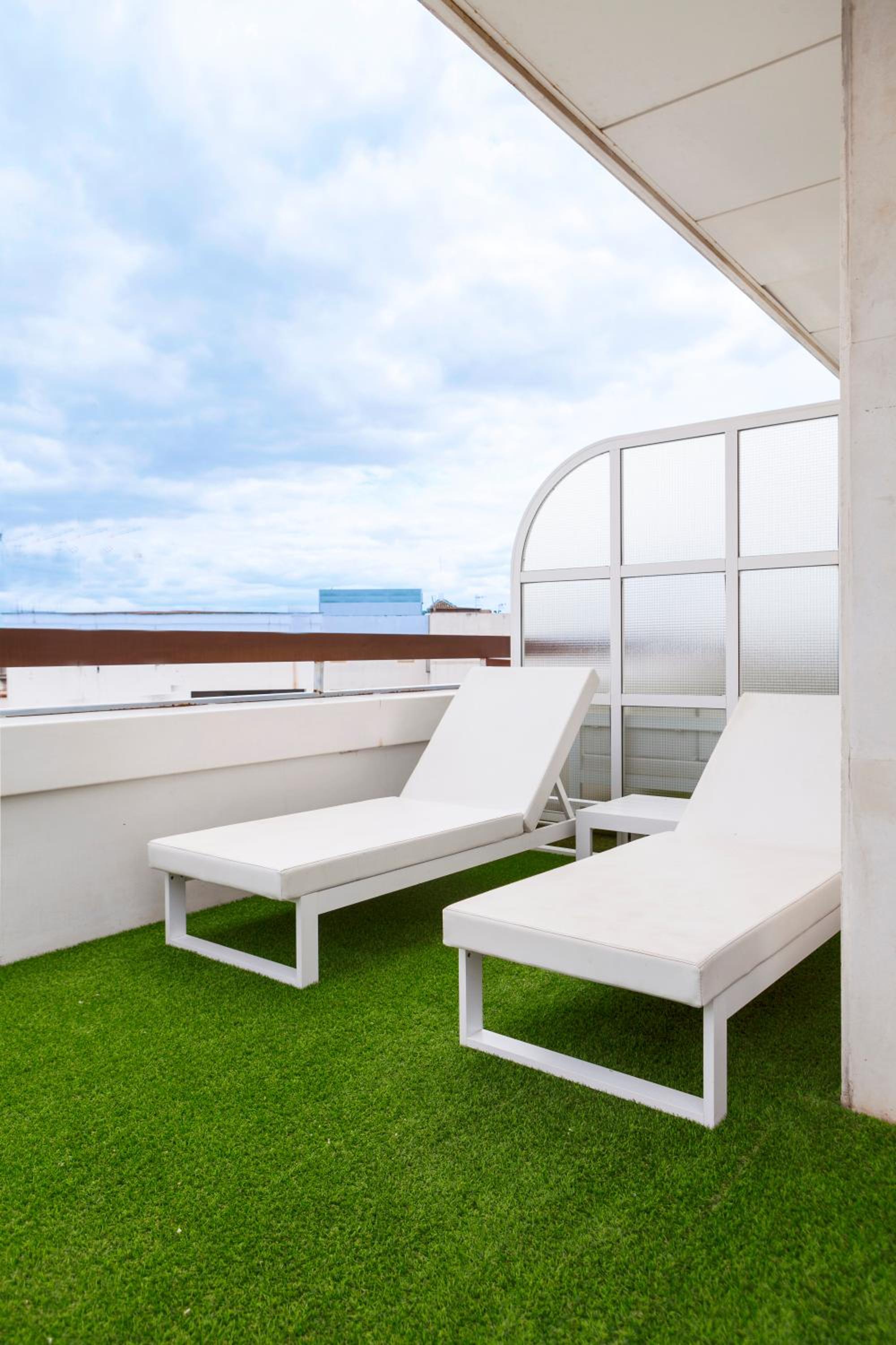 Deluxe Triple Room With Terrace
