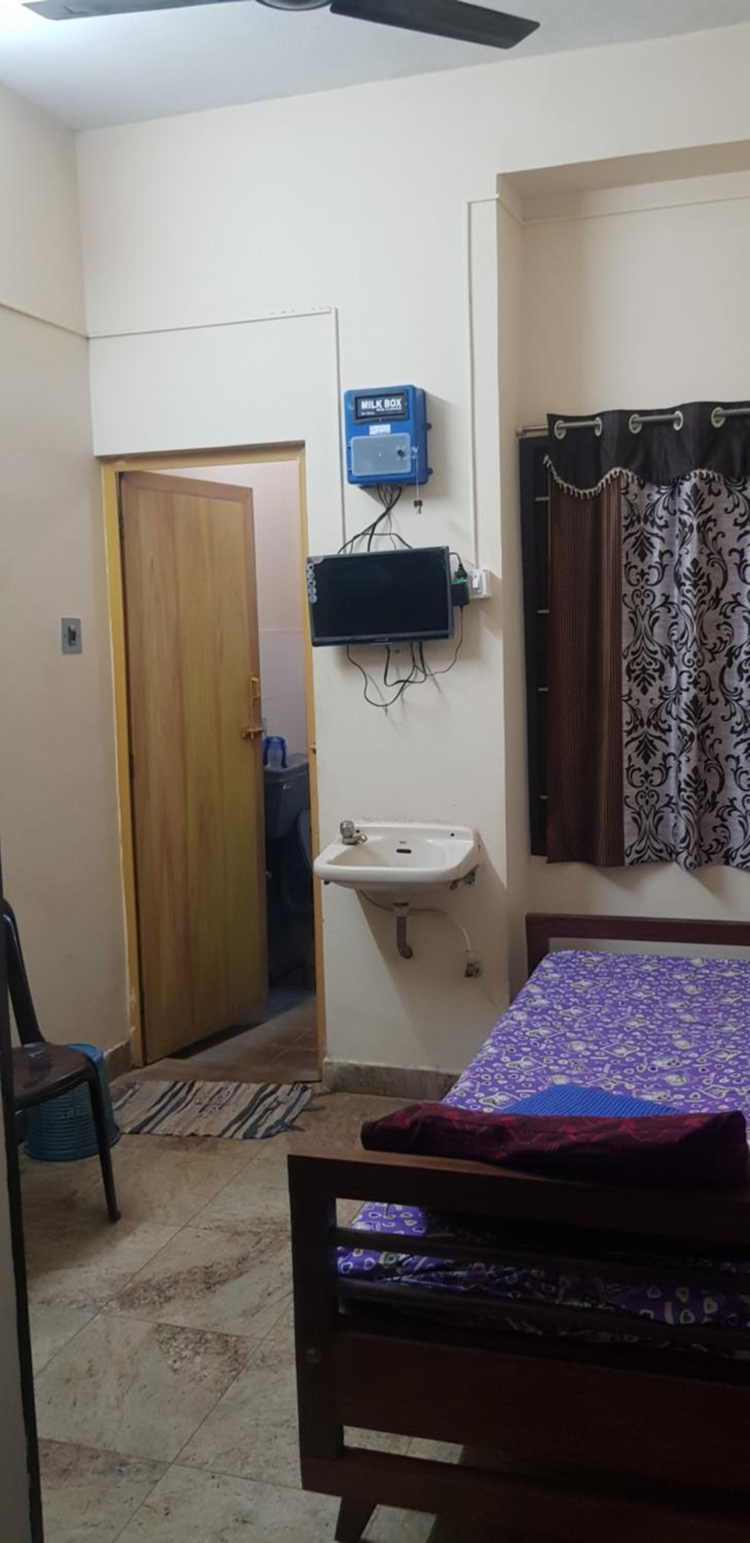 Single Room With Bathroom