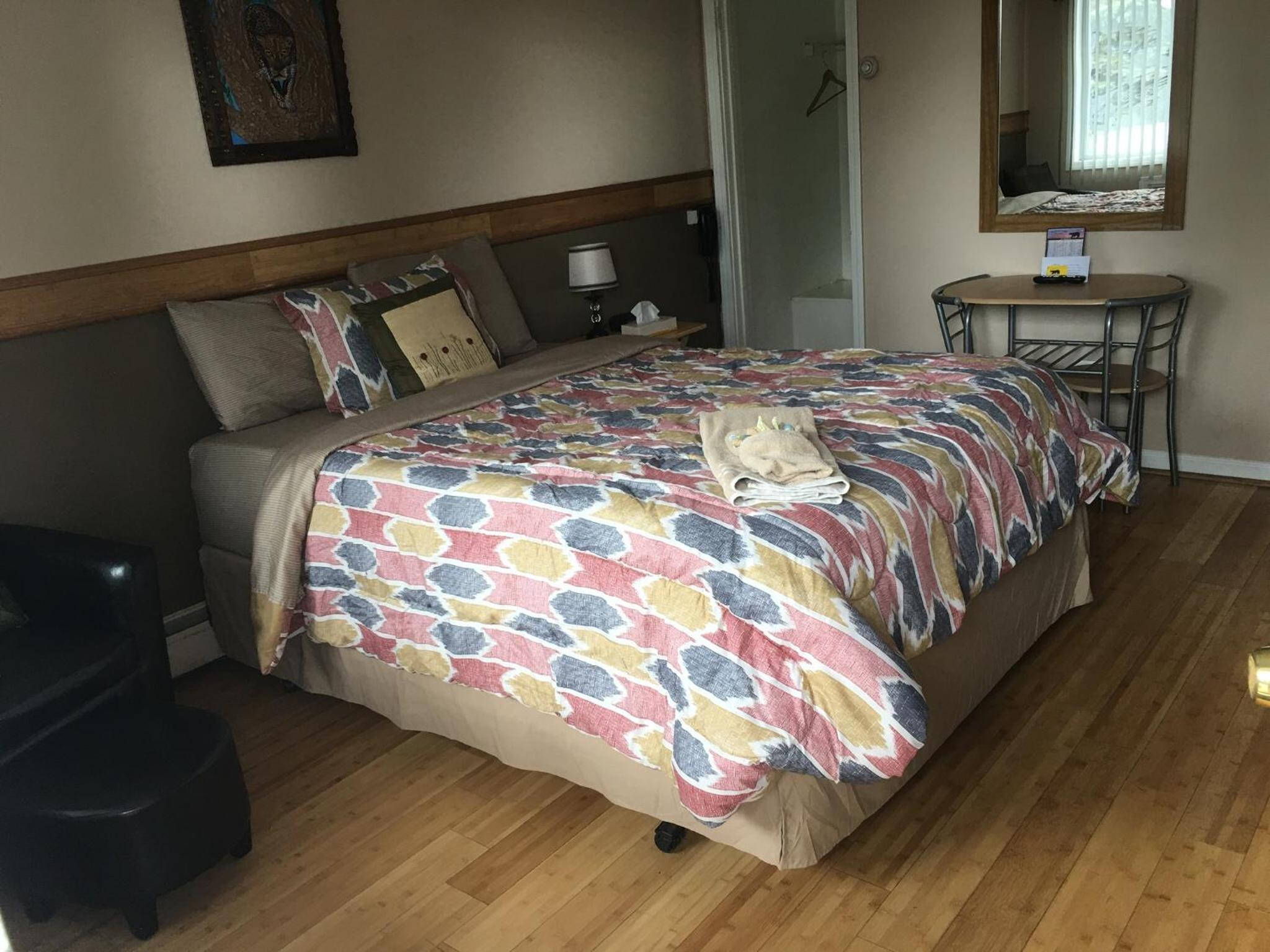 Queen Room photo 3