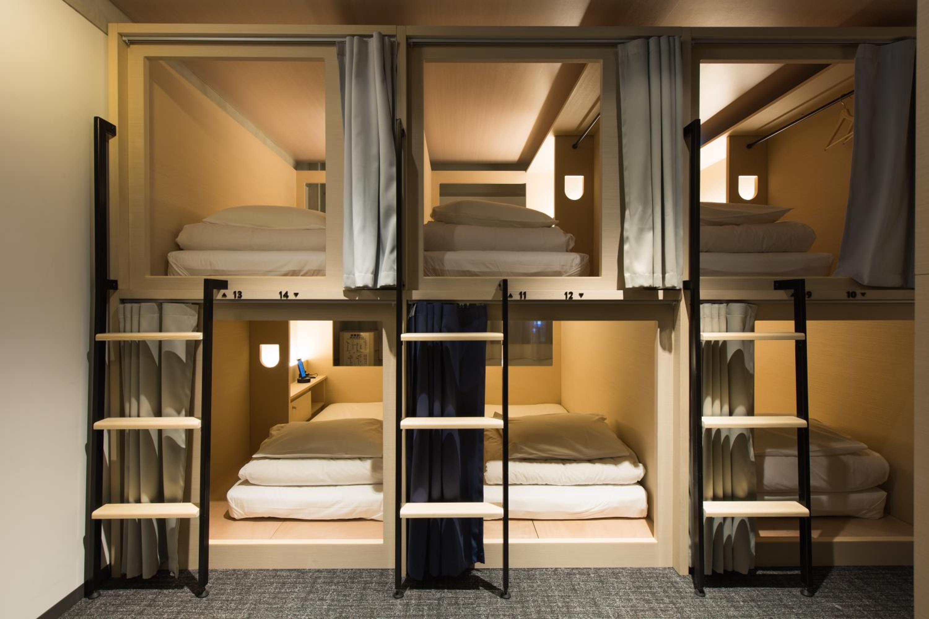 Bunk Bed in Mixed Dormitory Room