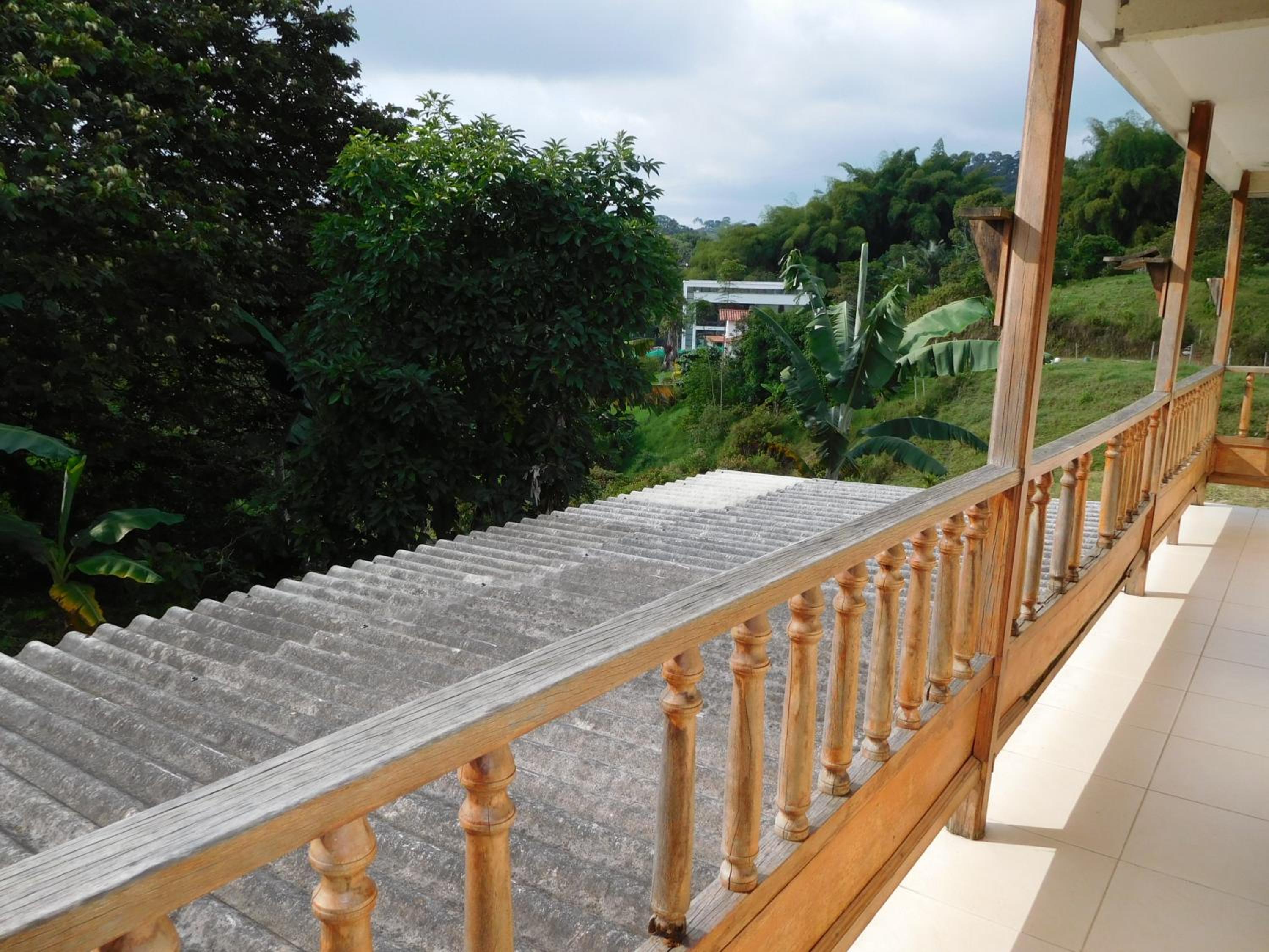 Family Room with Private Bathroom photo 3