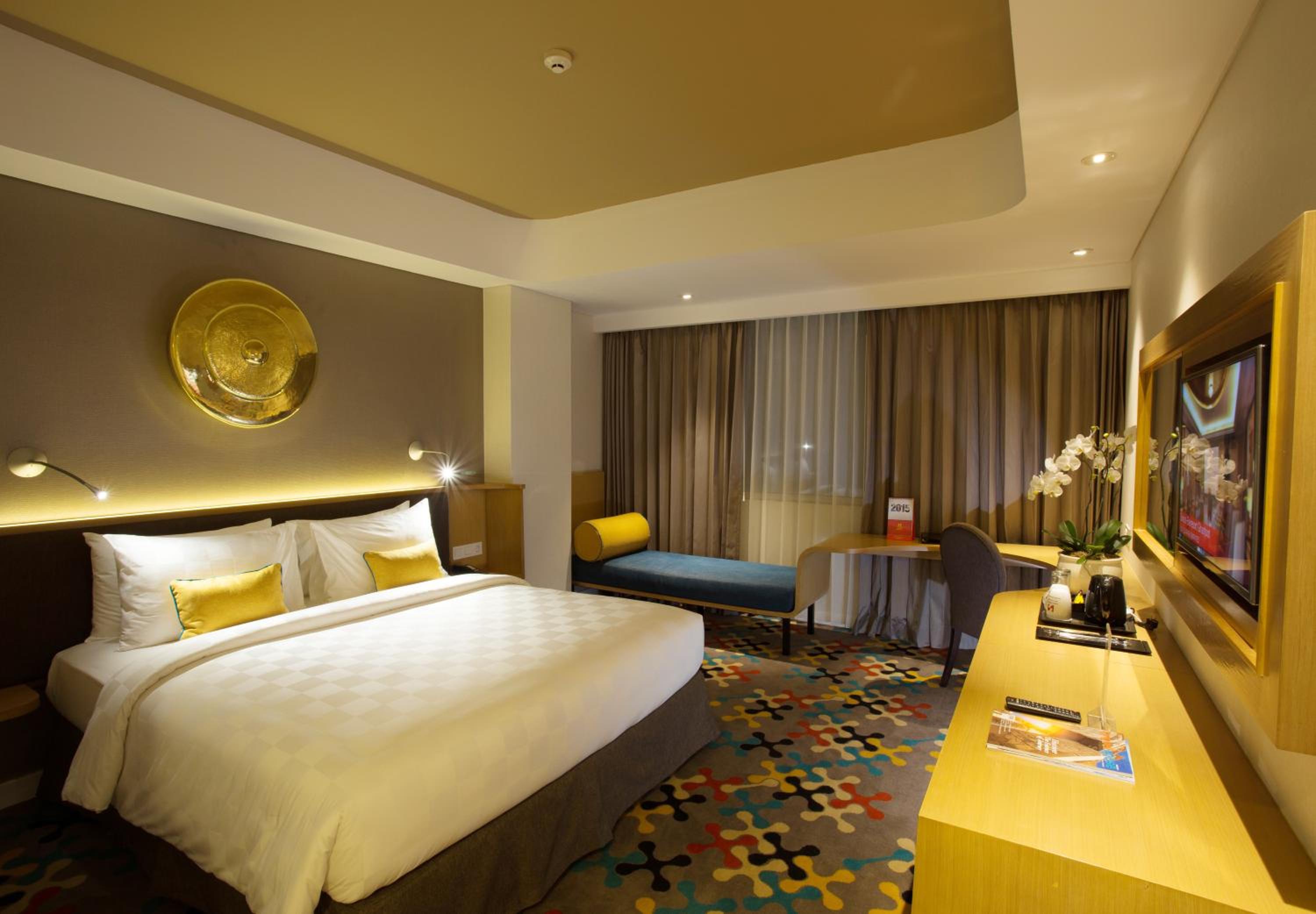Deluxe Queen Room - Photo 3