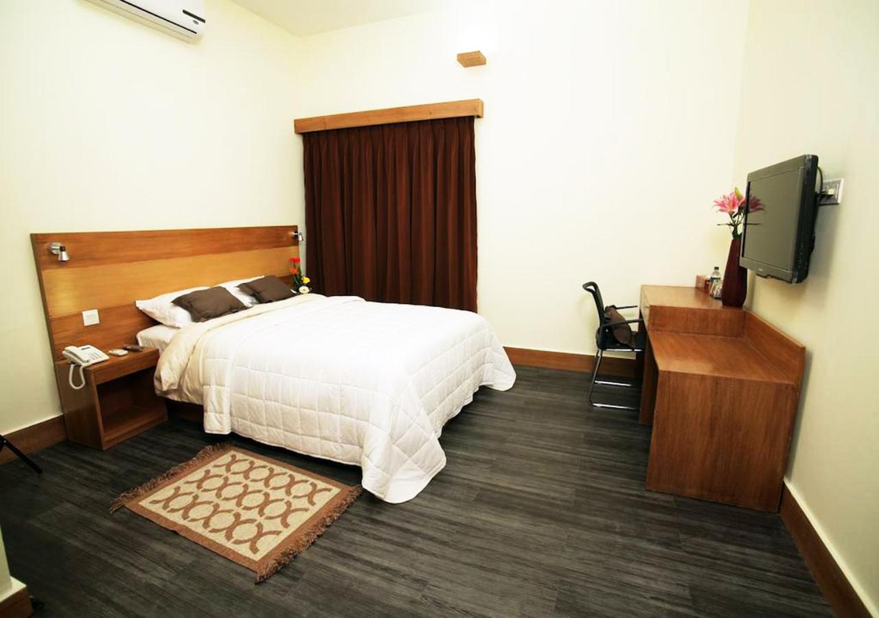 Standard Double Room photo 2