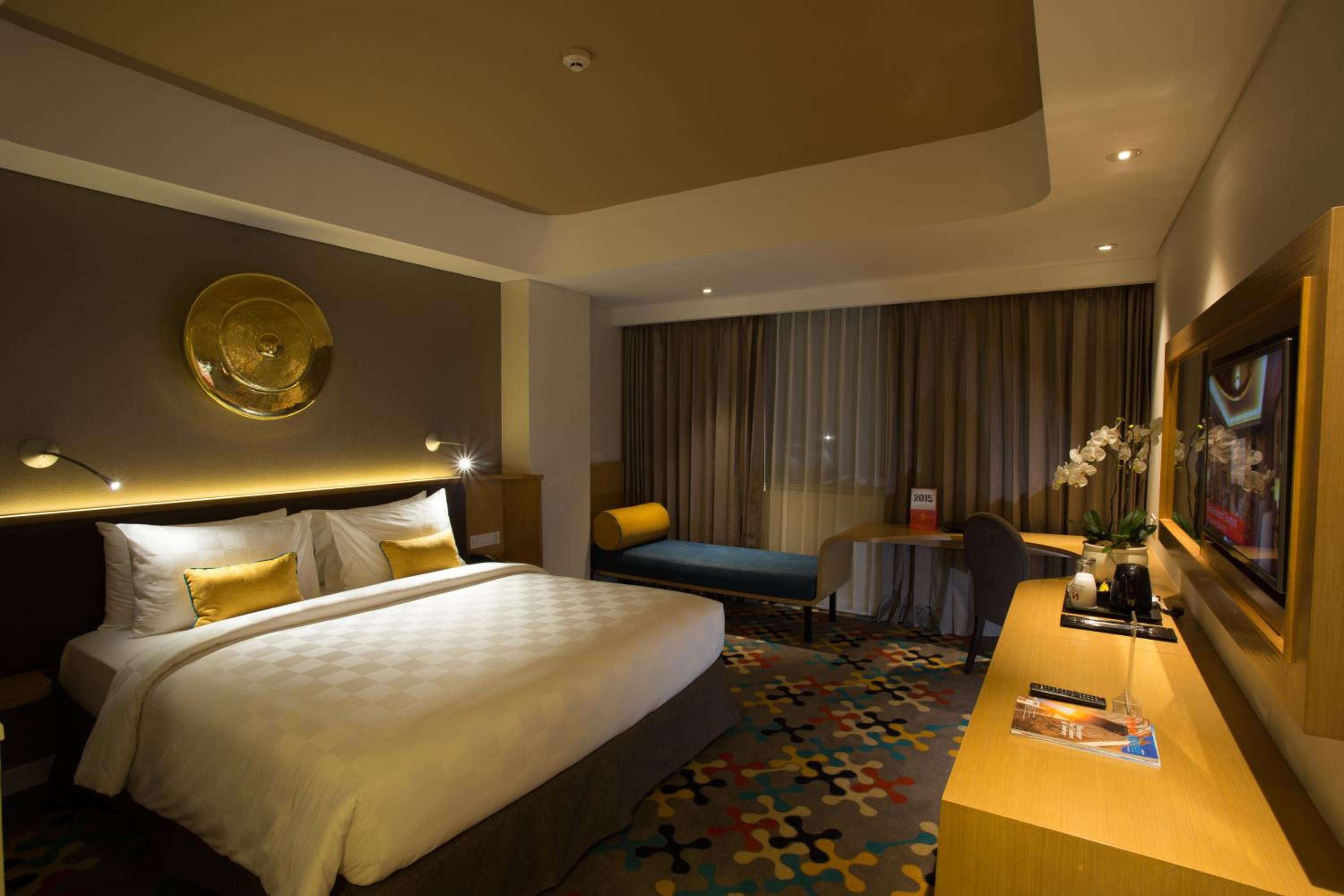 Deluxe Queen Room - Photo 1