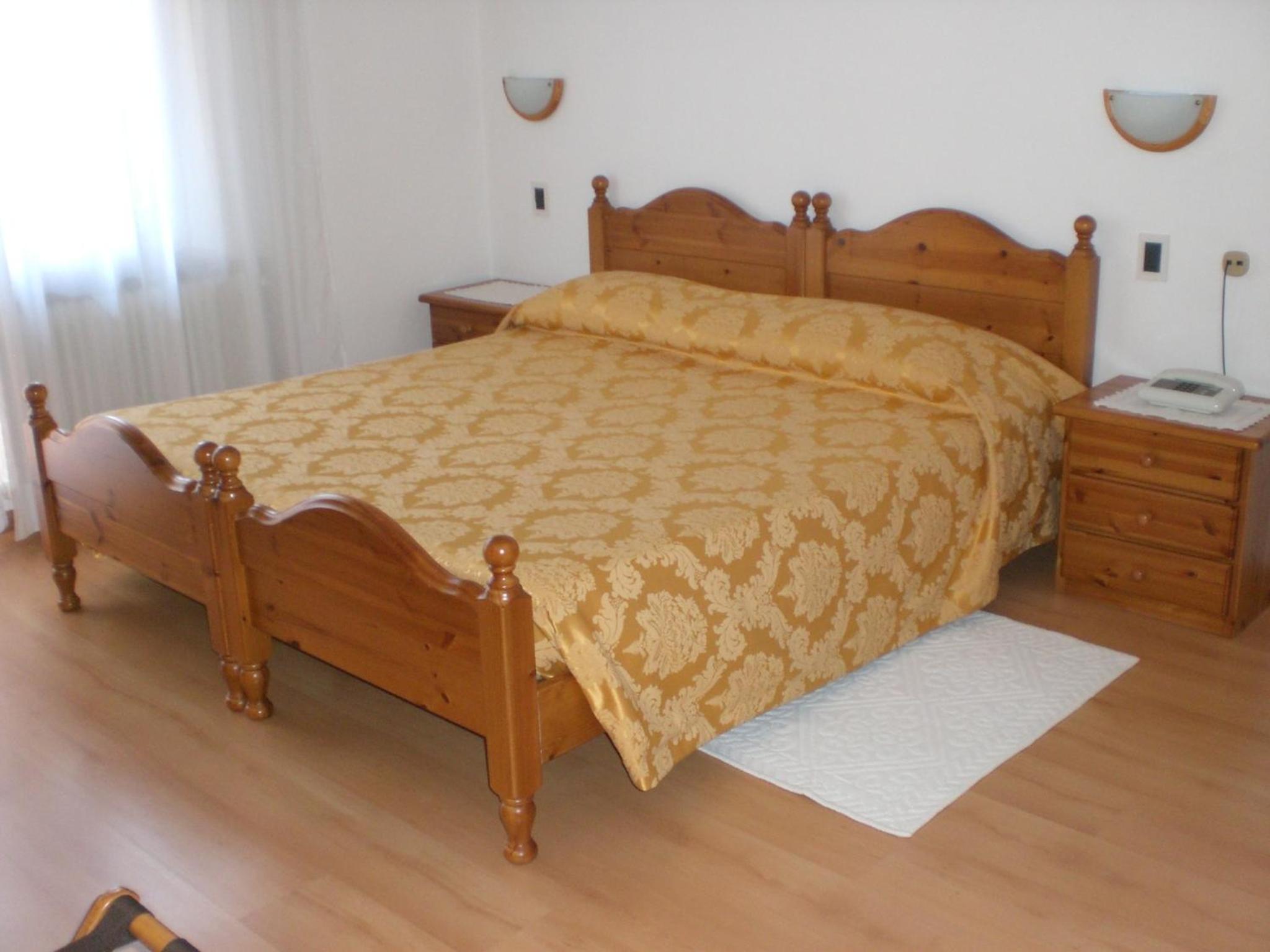 Double or Twin Room - Photo 5