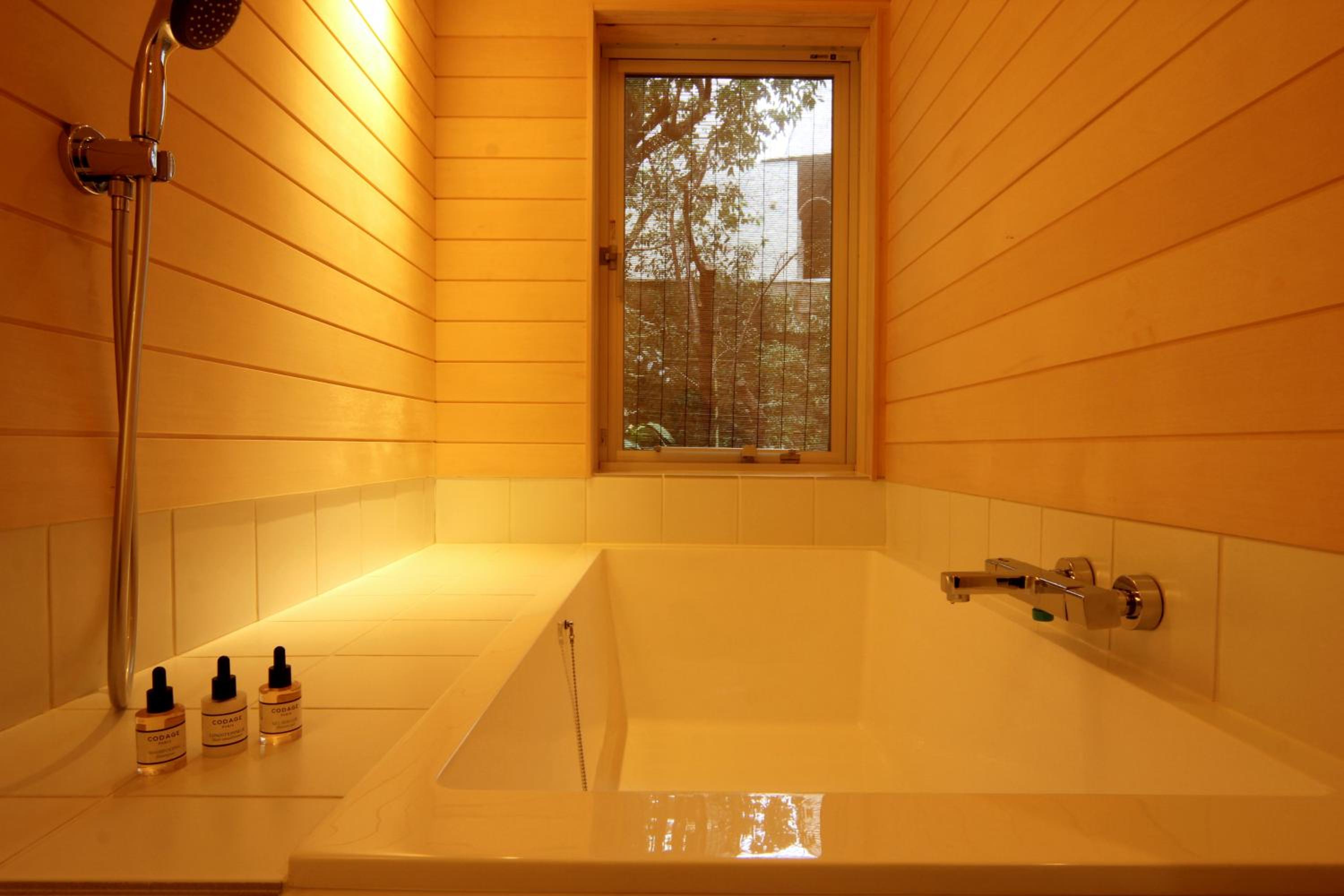 Twin Room with Garden View - Photo 8