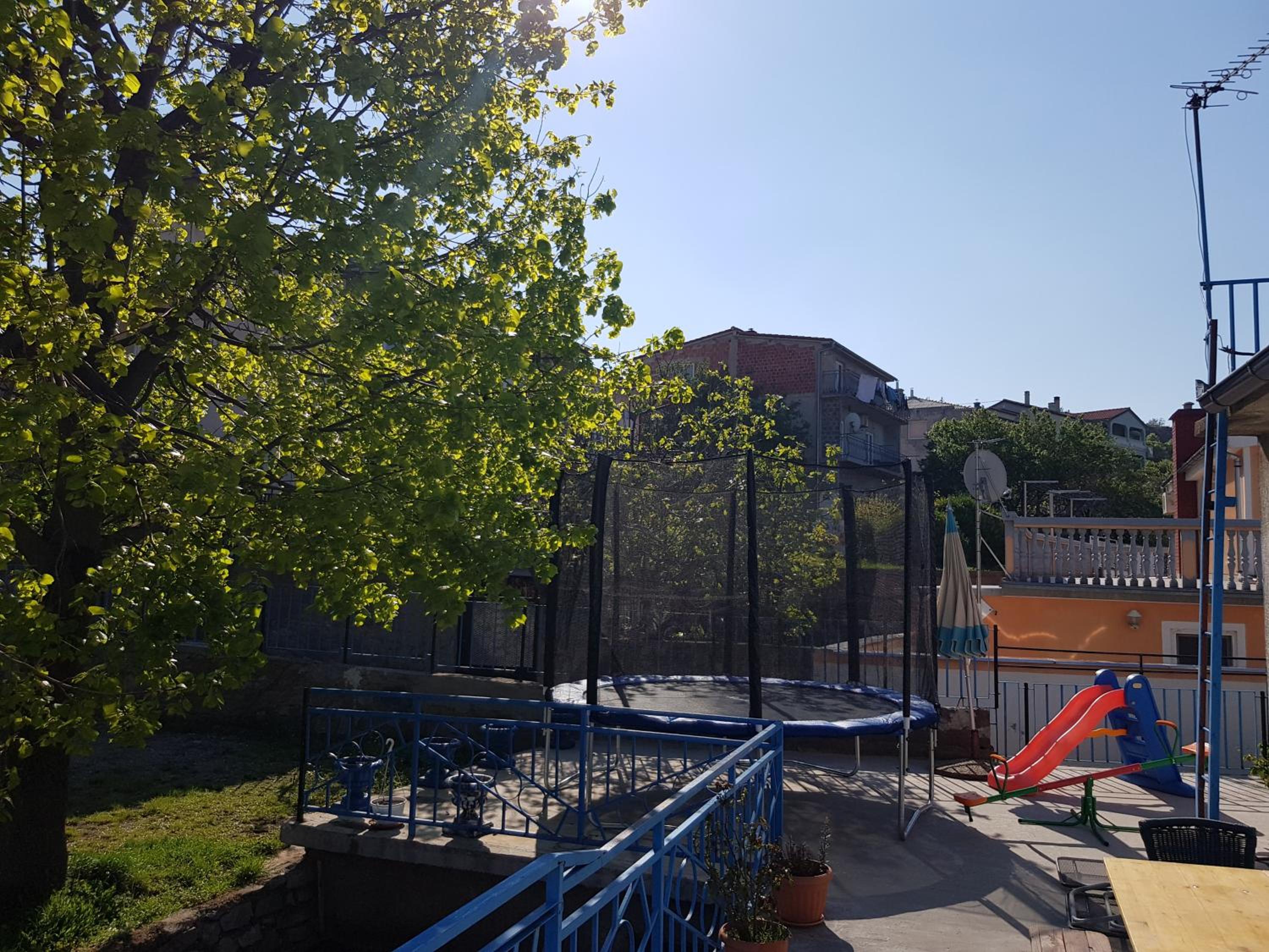 Apartment - Photo 92