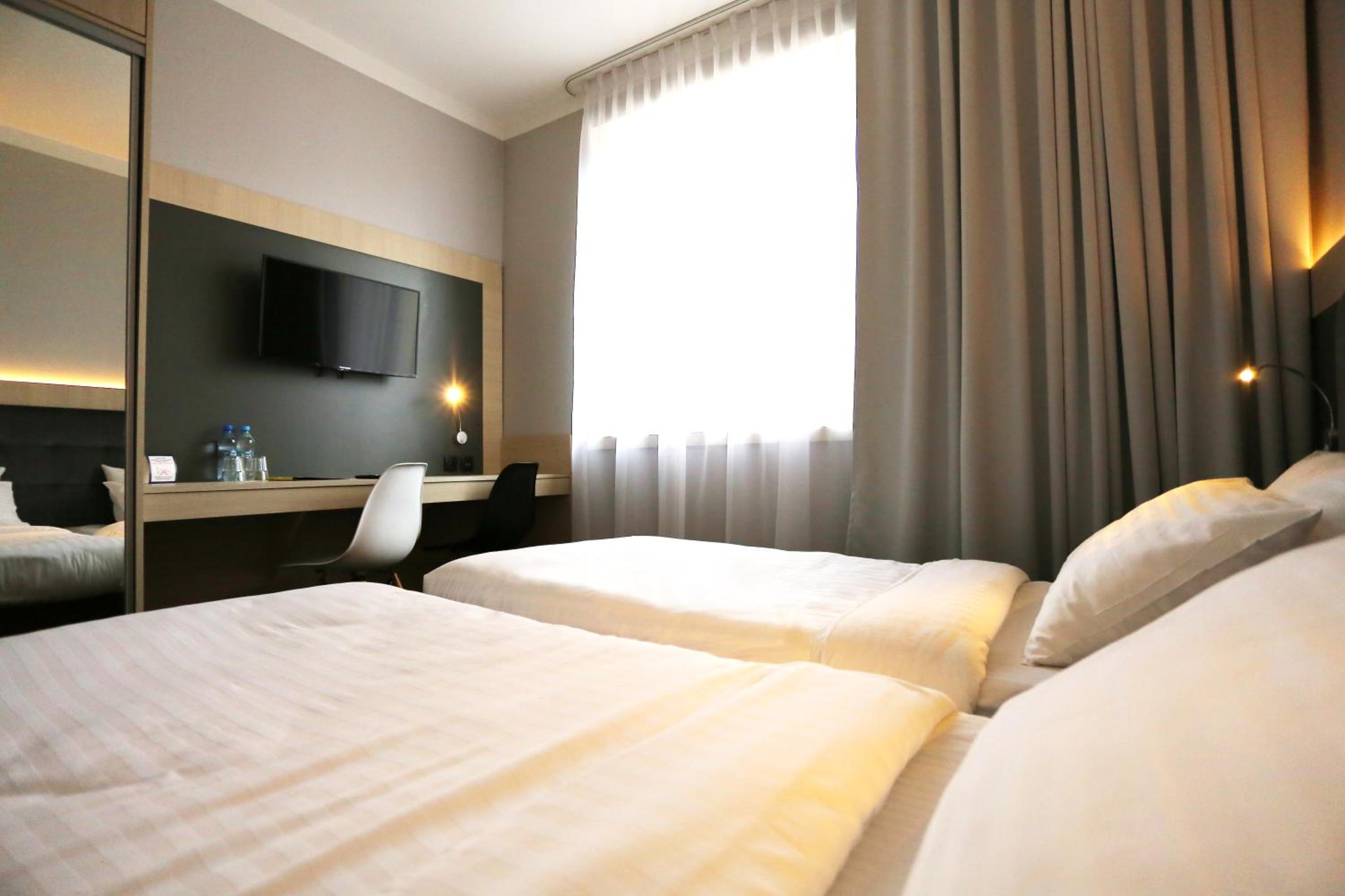 Deluxe Double Room - Photo 2