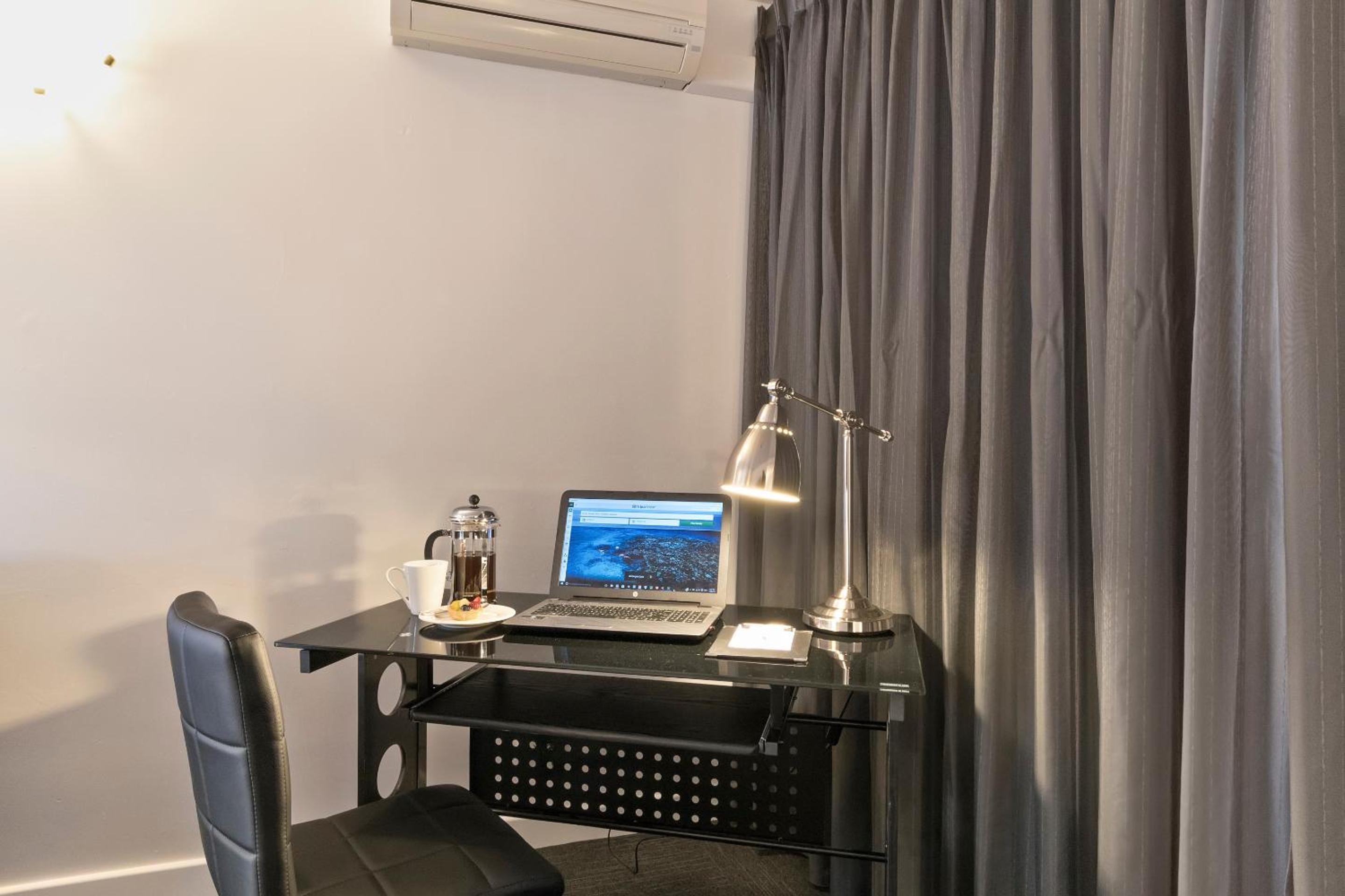 One-Bedroom Suite With Balcony