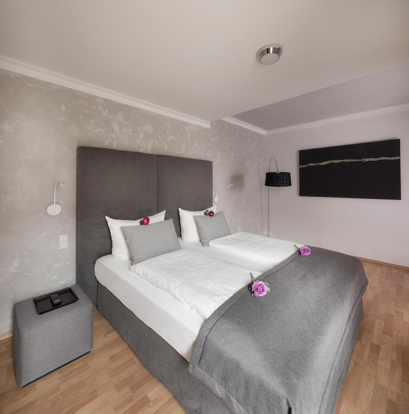 Superior Suite - Photo 2