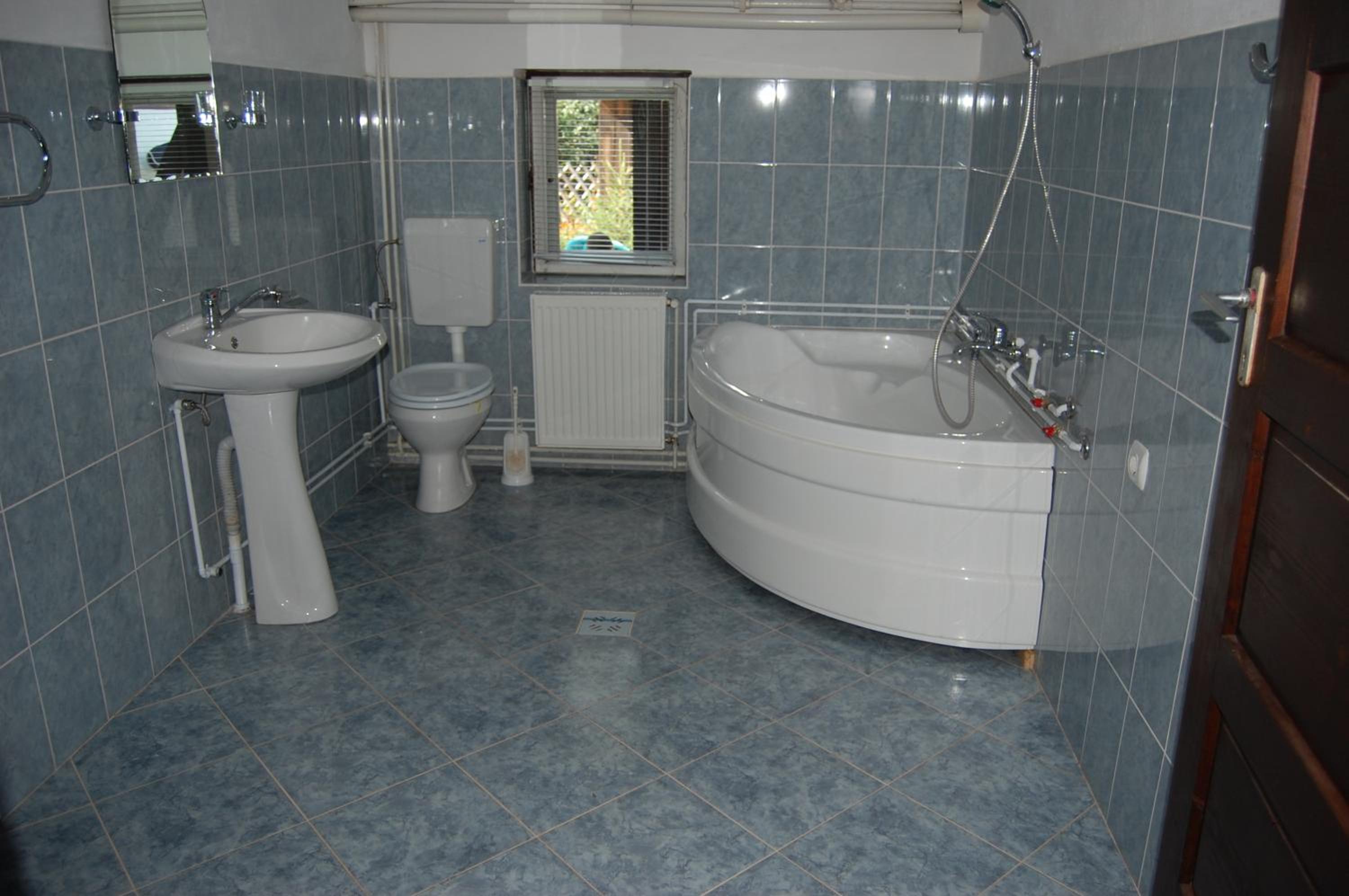 Triple Room with External Private Bathroom photo 3