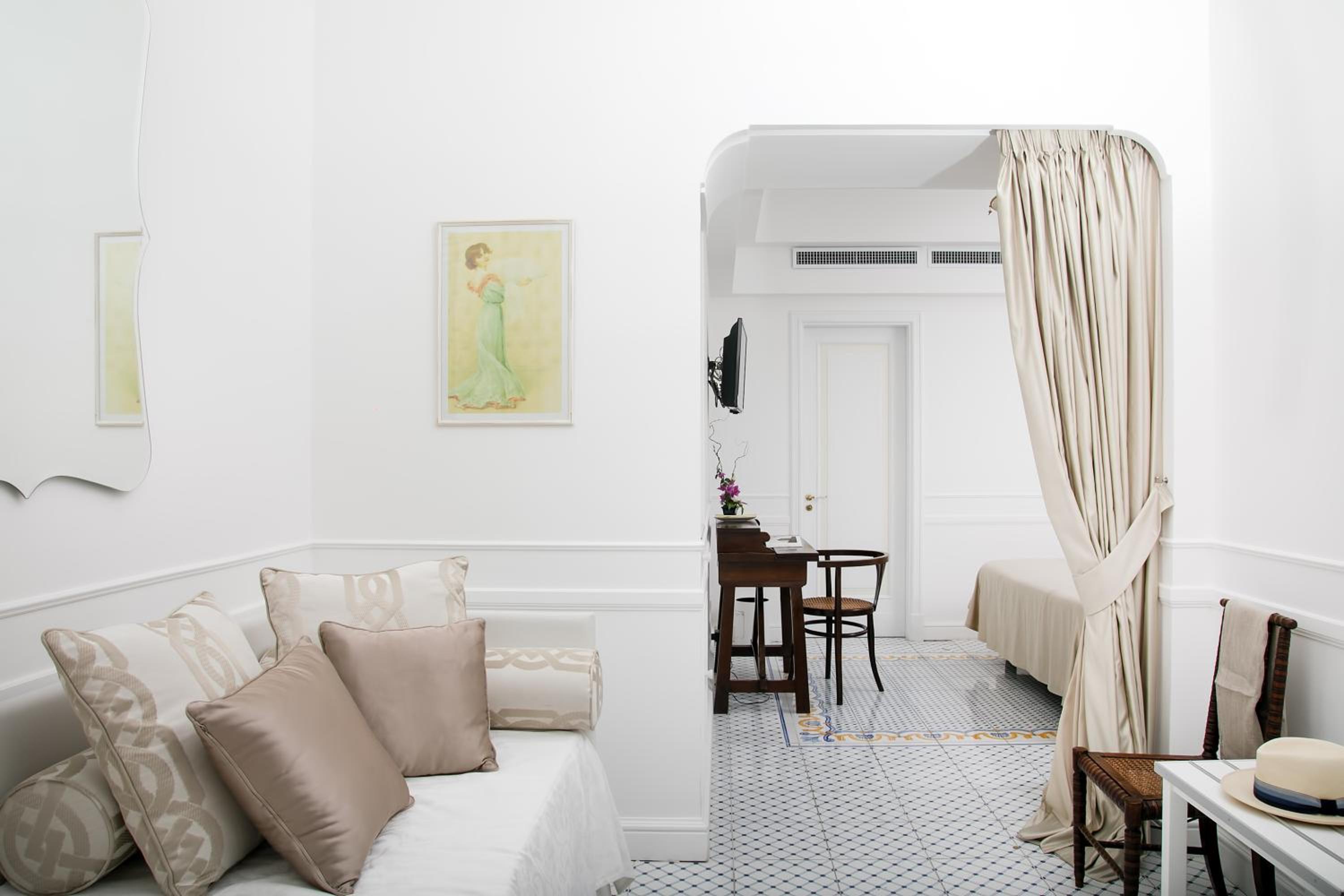 Deluxe Double or Twin Room with Garden View - Photo 6