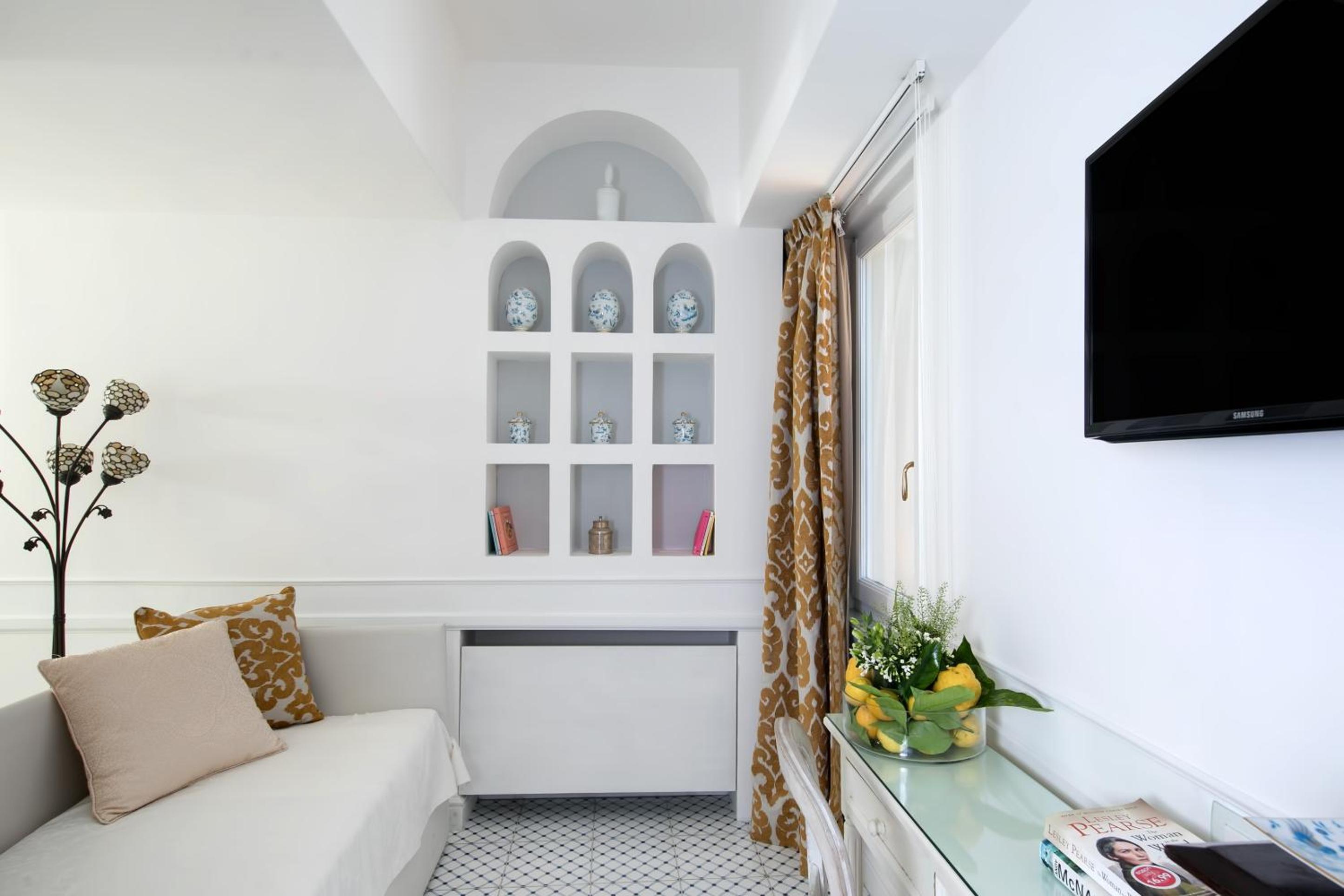 Deluxe Double or Twin Room with Garden View - Photo 25