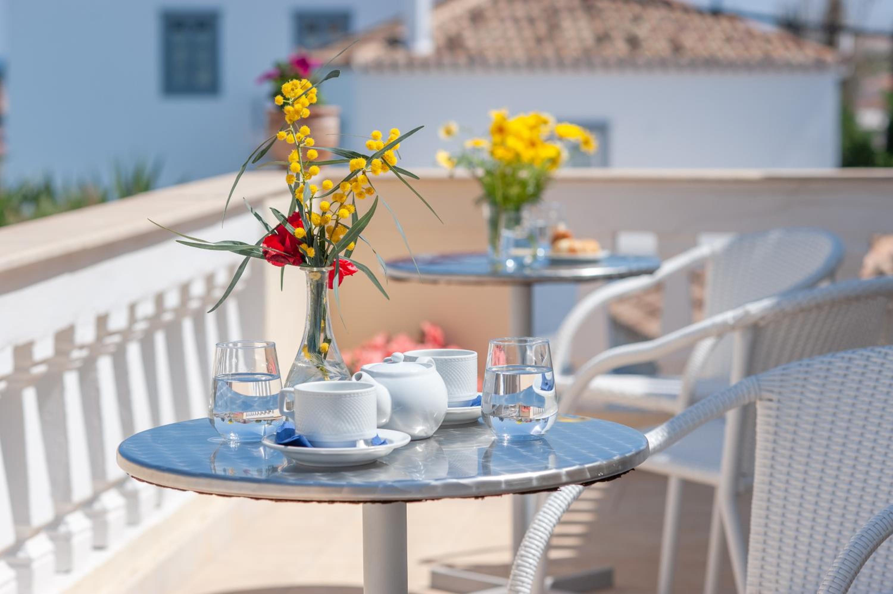 Two-Bedroom Apartment with Terrace - Photo 8