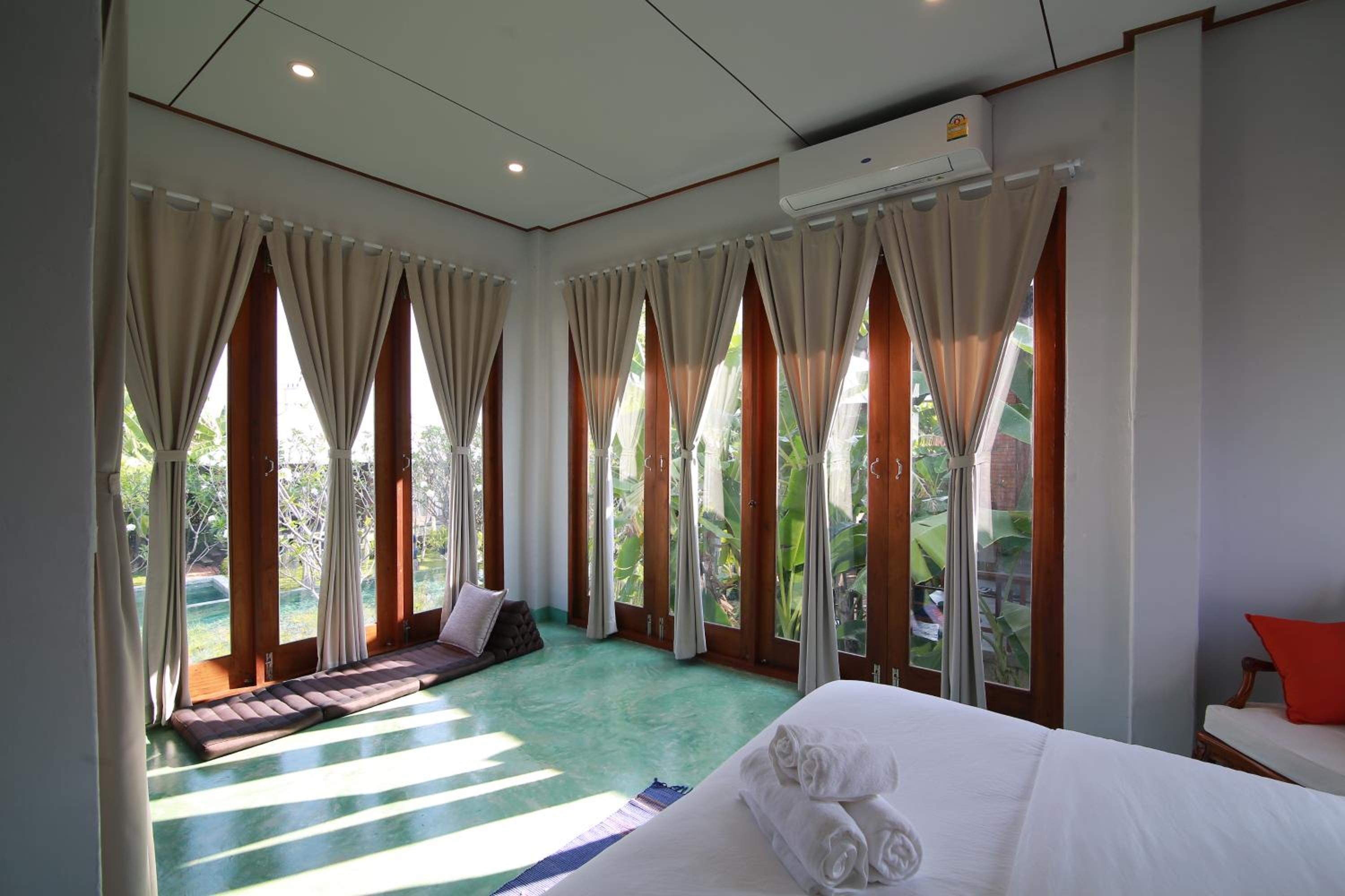 Family Pool Villa - Photo 27