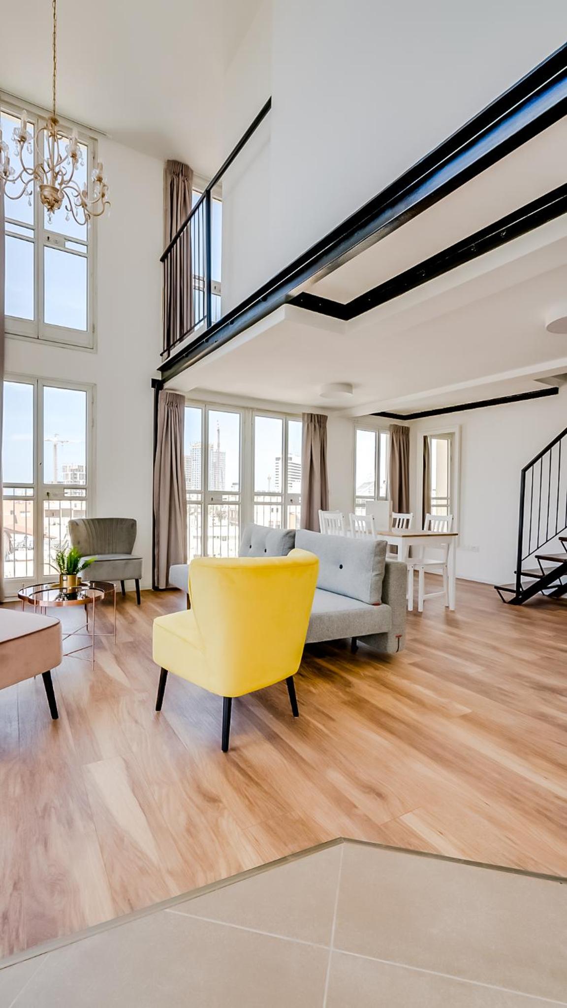 Superior One Bedroom Duplex Apartment - Sea View