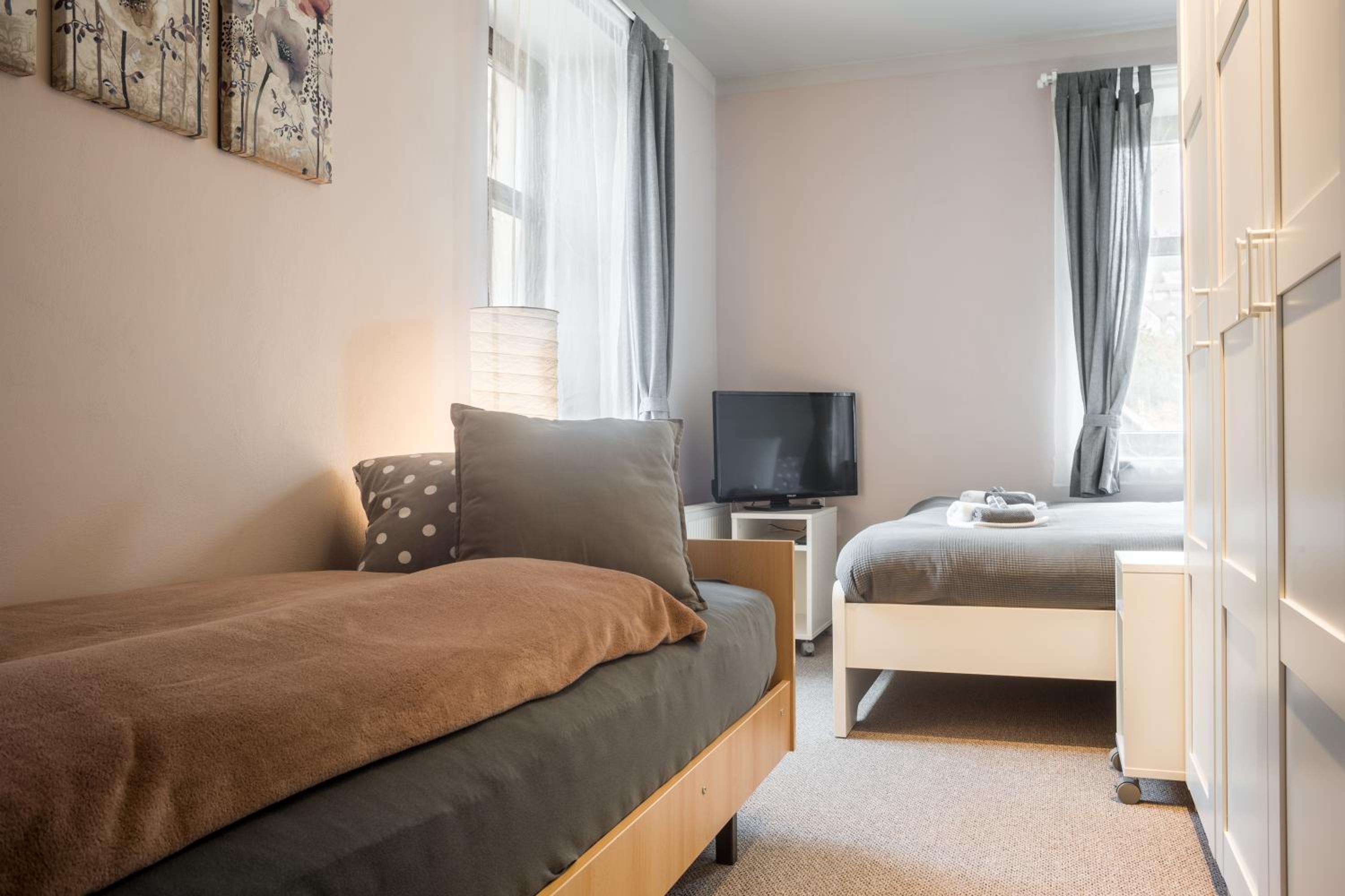 Double Room - Photo 4