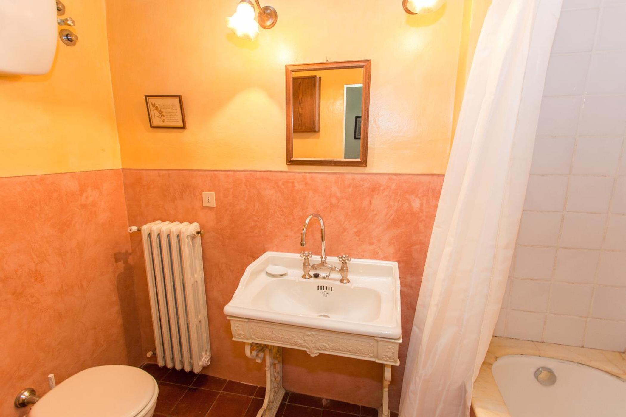 Double or Twin Room with Private External Bathroom photo 2