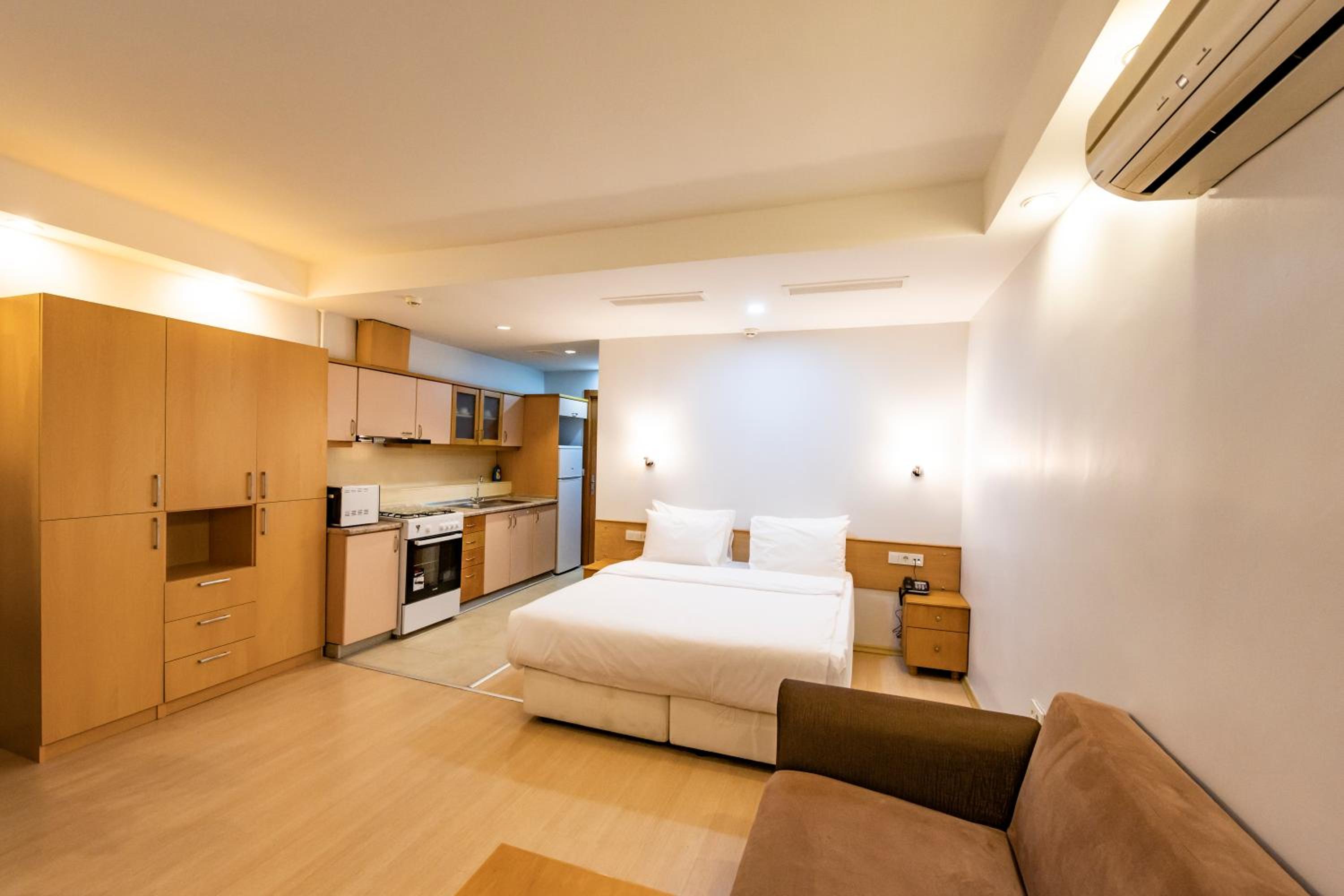 Ground Floor One-Bedroom Apartment photo 1