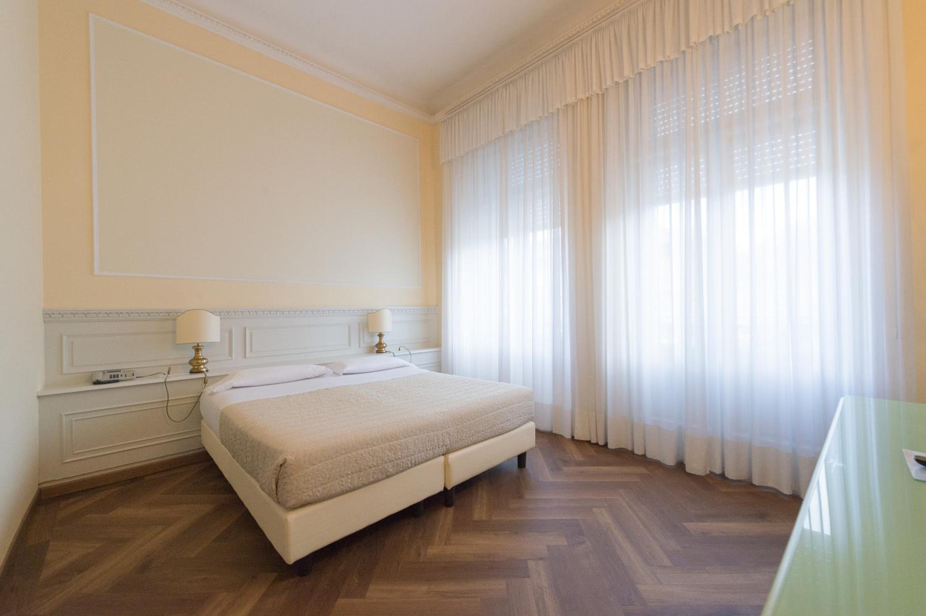 Superior Double or Twin Room - Photo 2