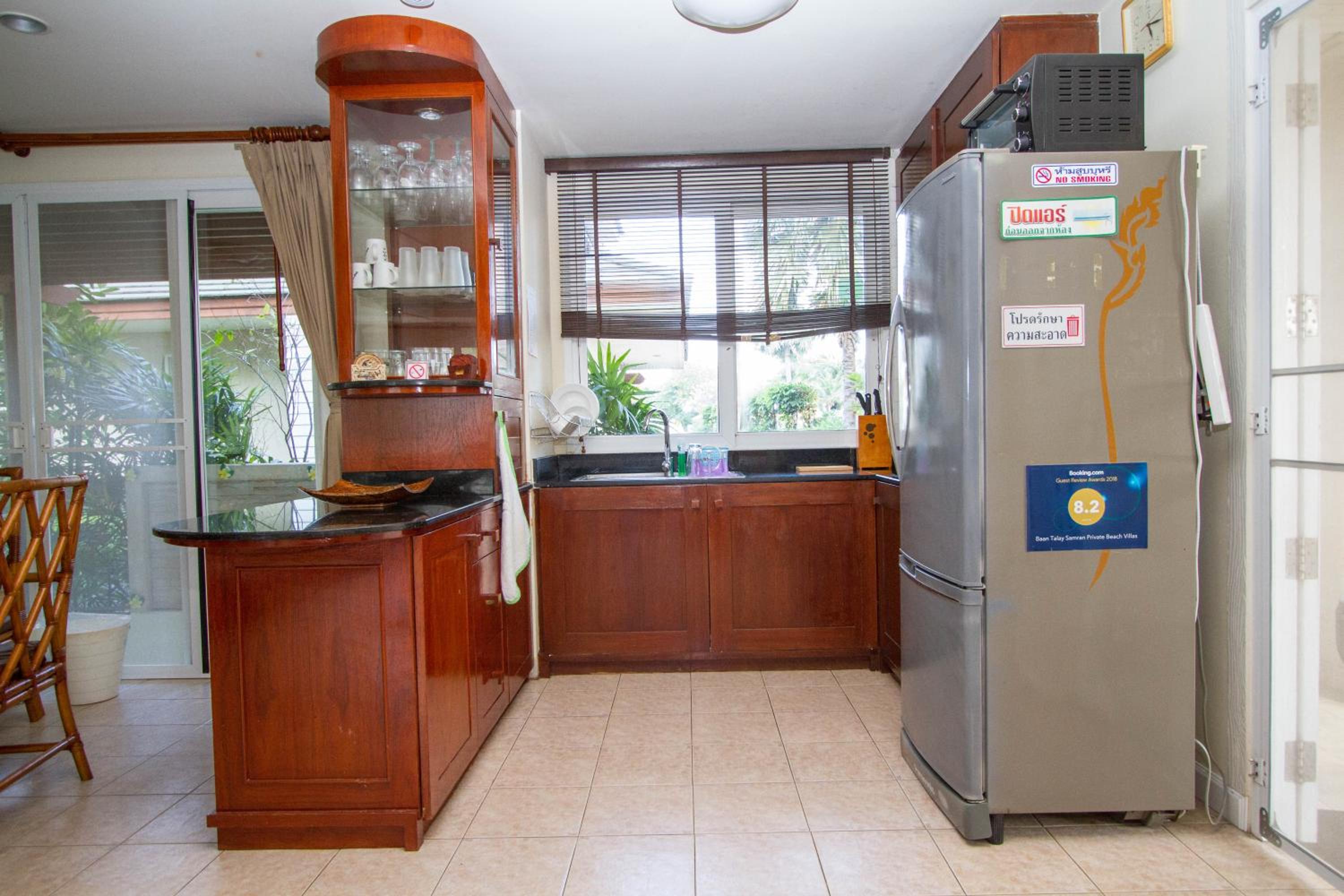 Villa - Photo 4
