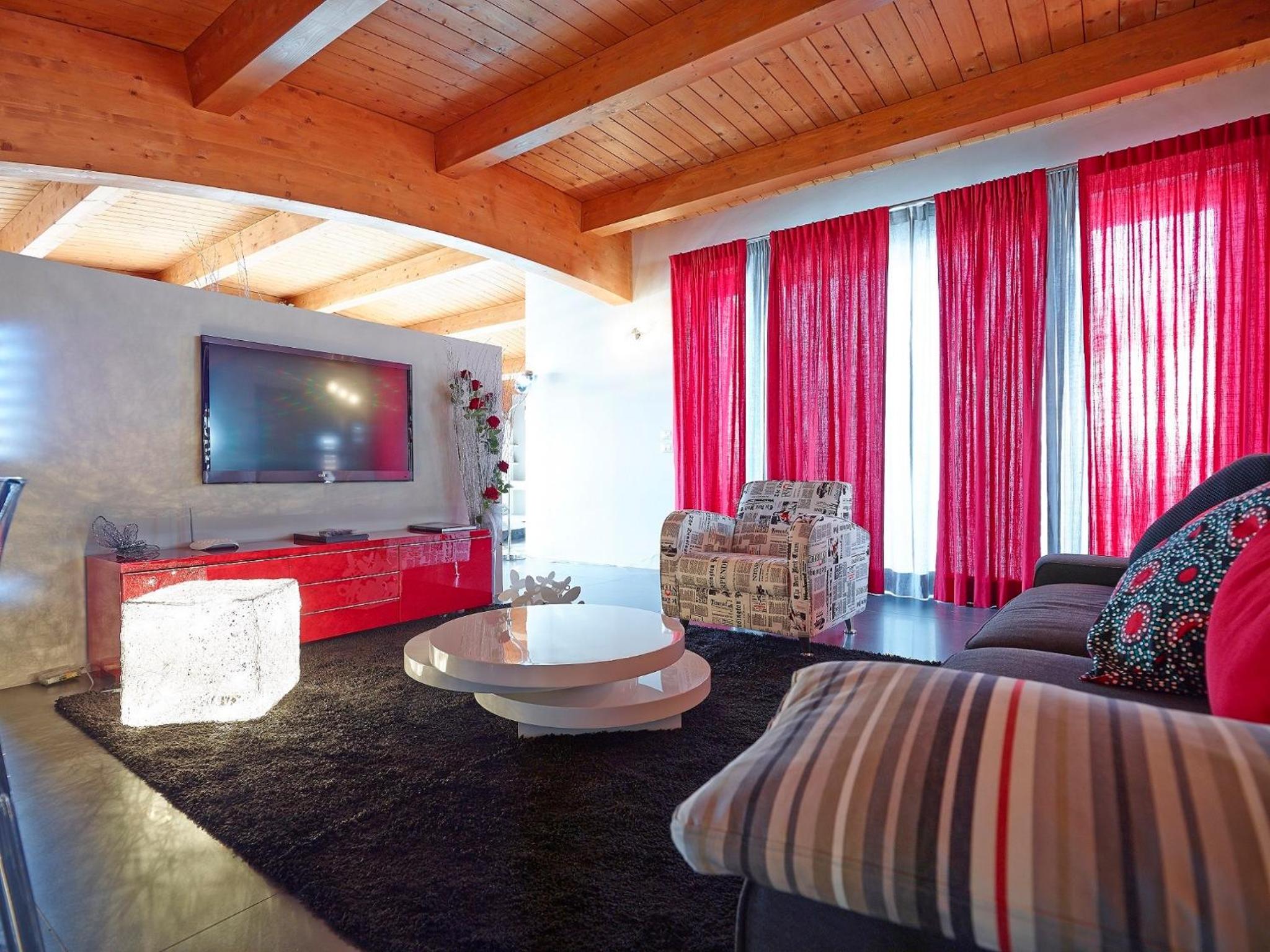 Loft photo 2
