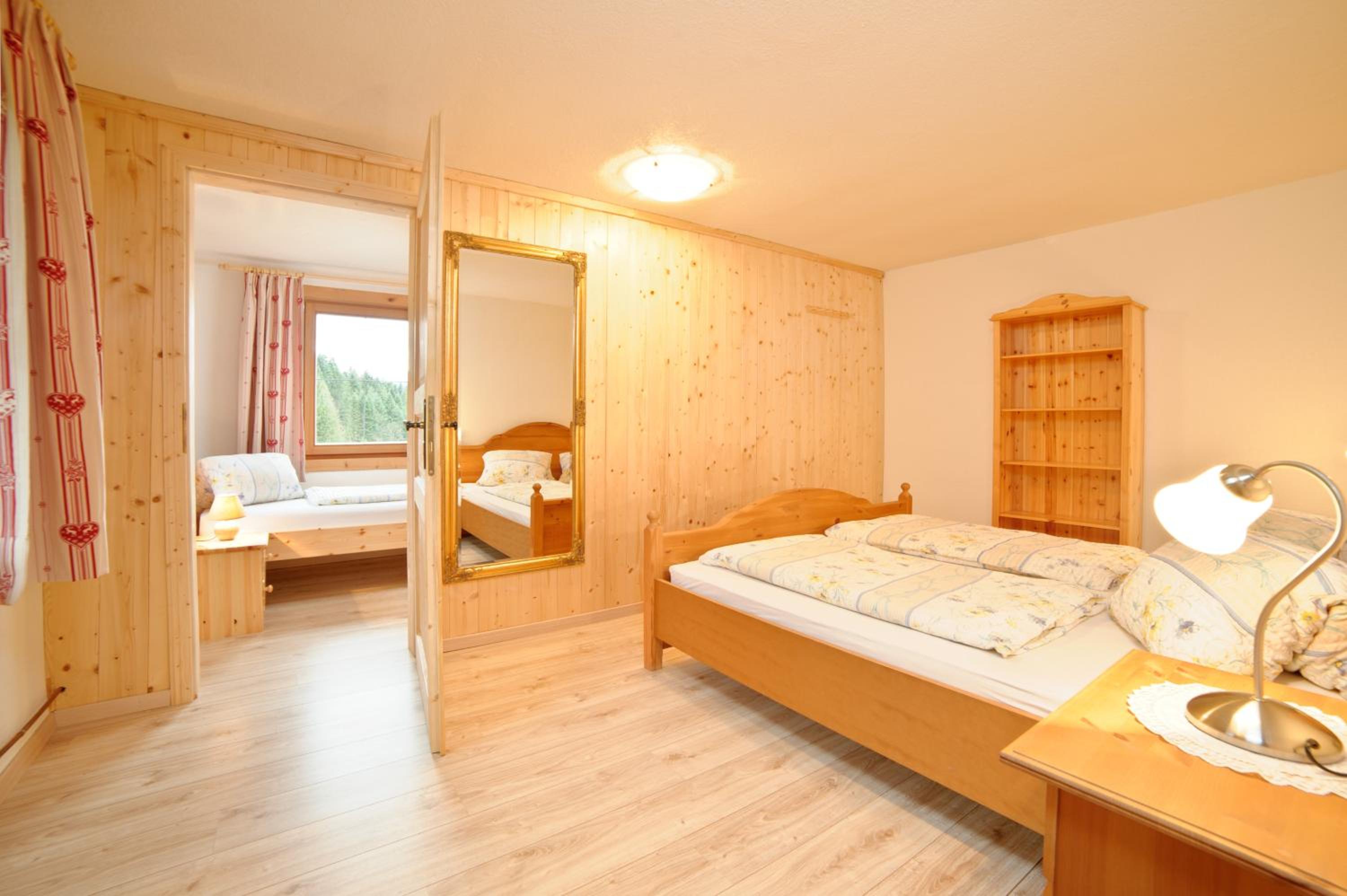 Two-Bedroom Apartment - Photo 4