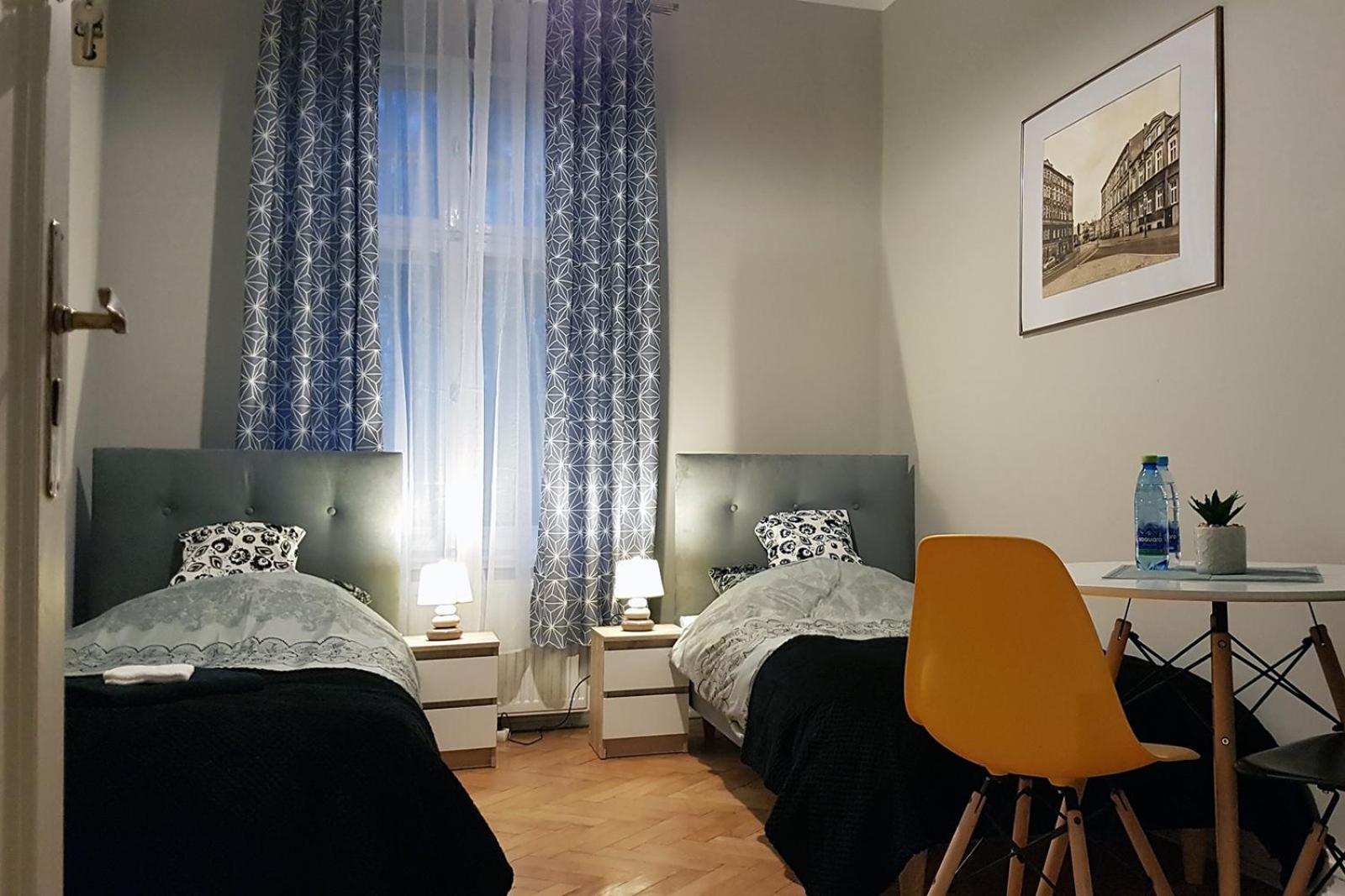 Standard Twin Room - Photo 5