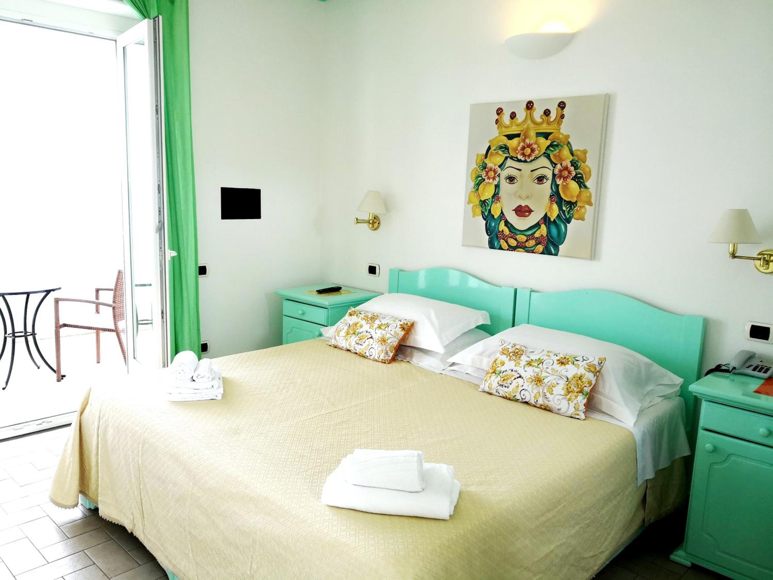 Deluxe Double Room with Sea View Terrace photo 2