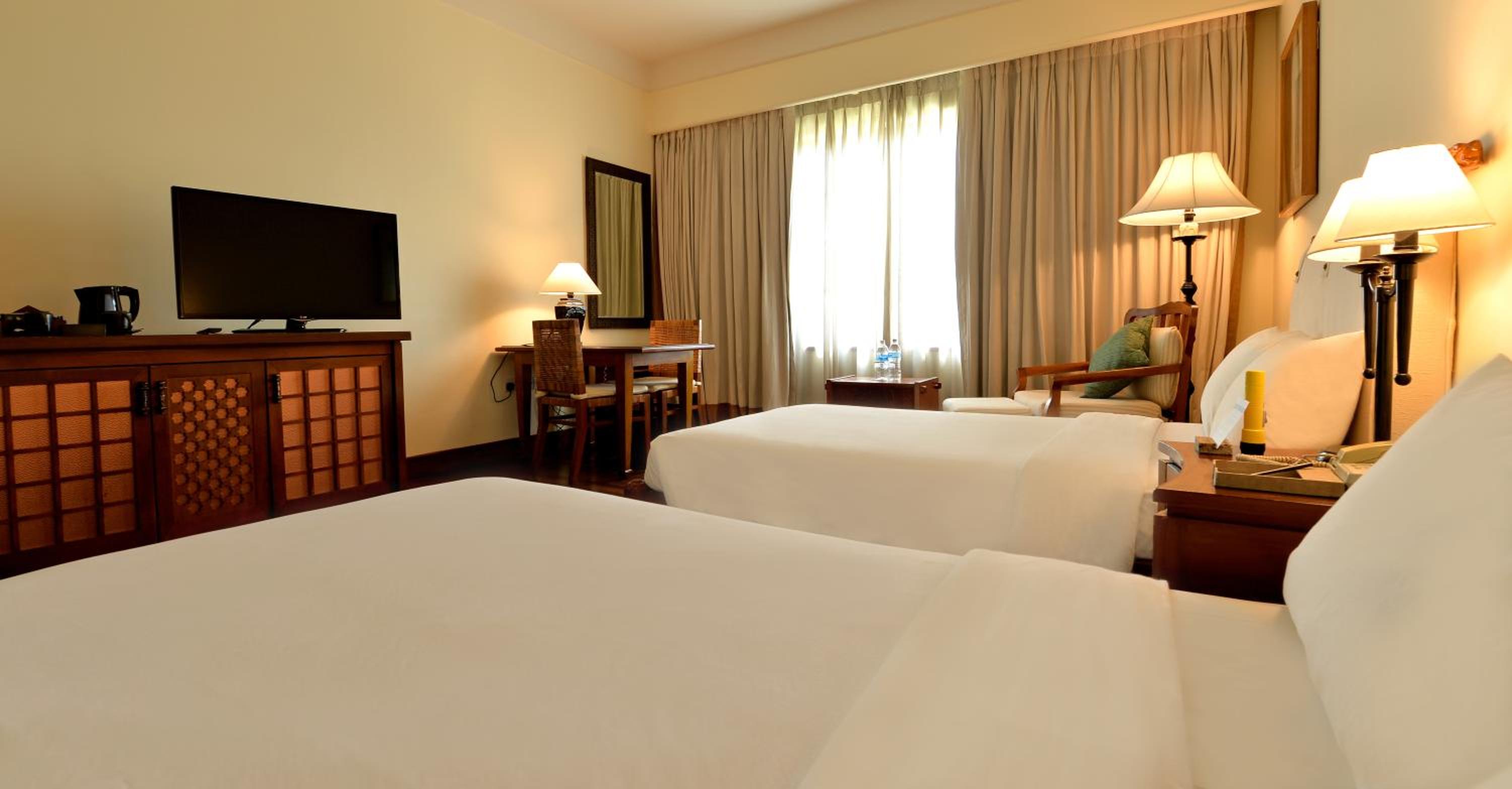 Twin Room - Club Access