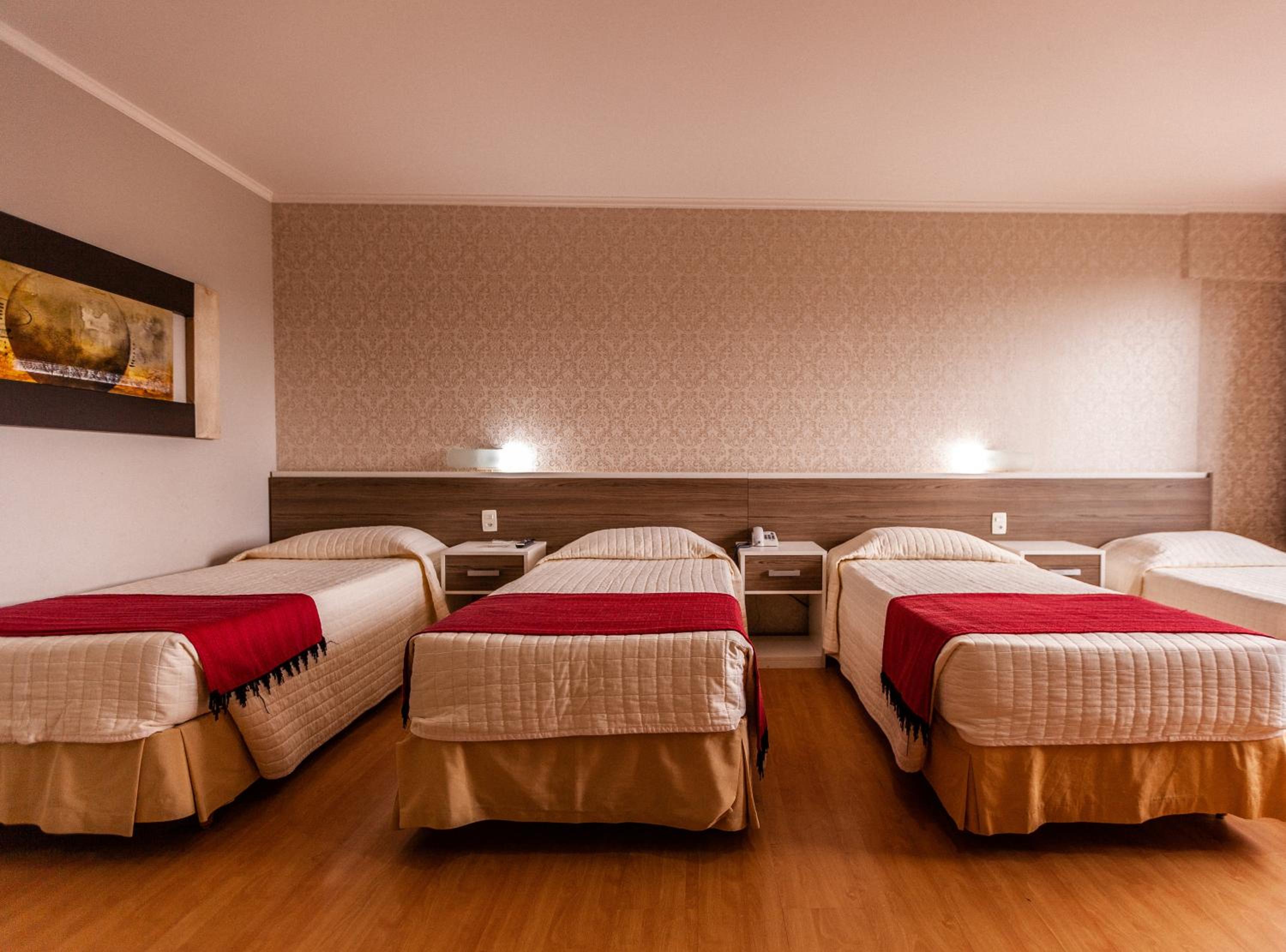 Triple Room - Photo 1