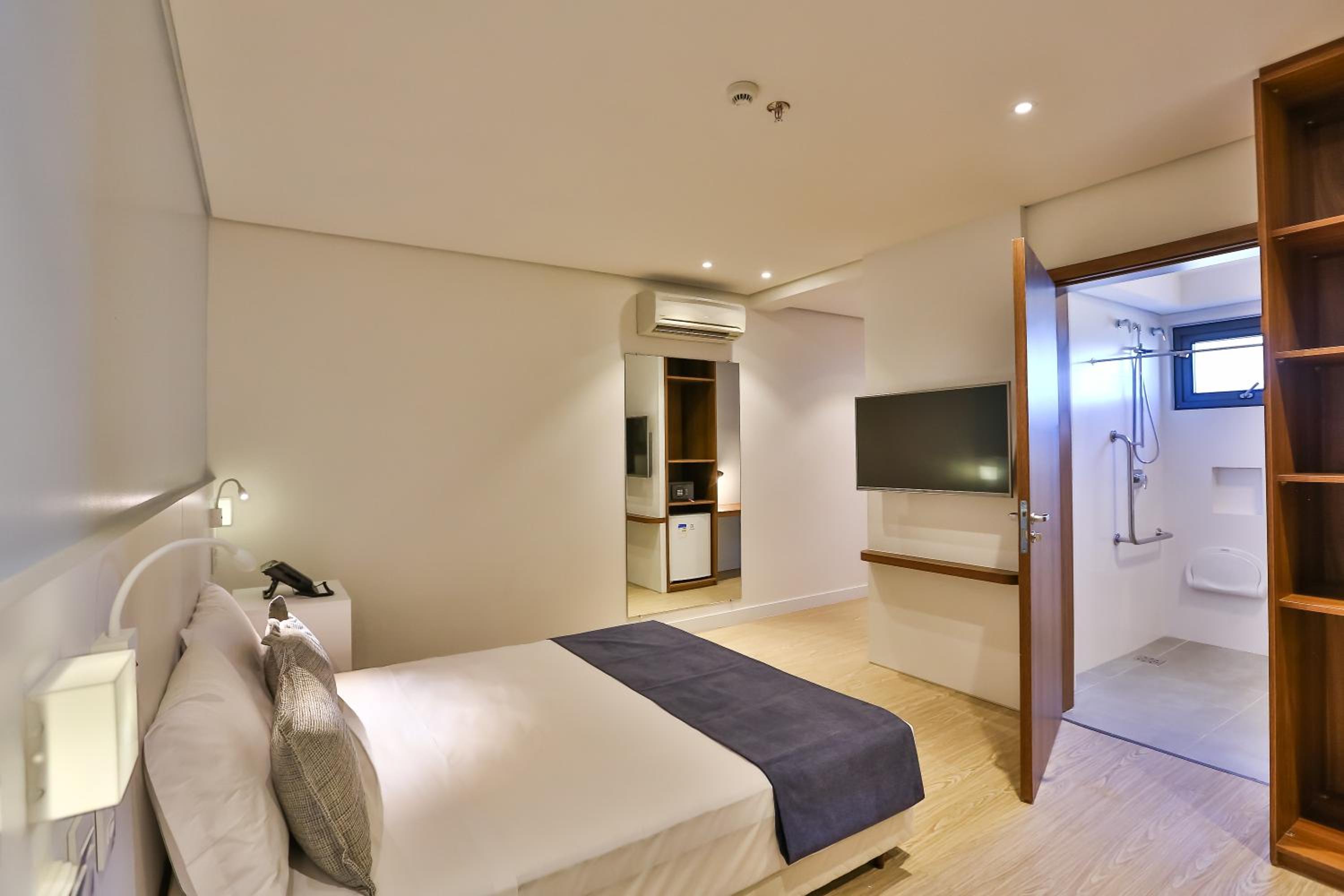 Double Room - Disability Access