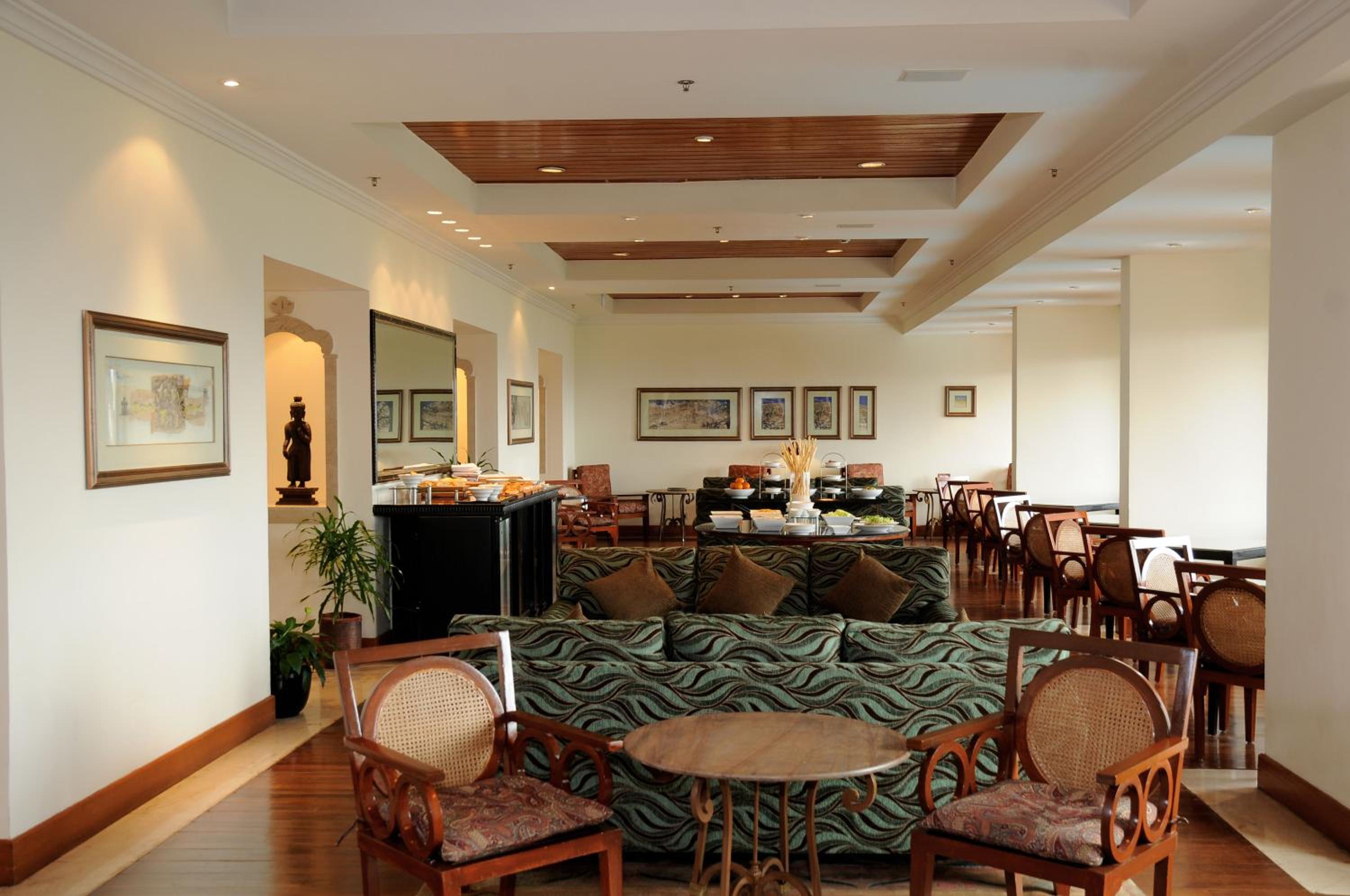 King Room - Club Access photo 2