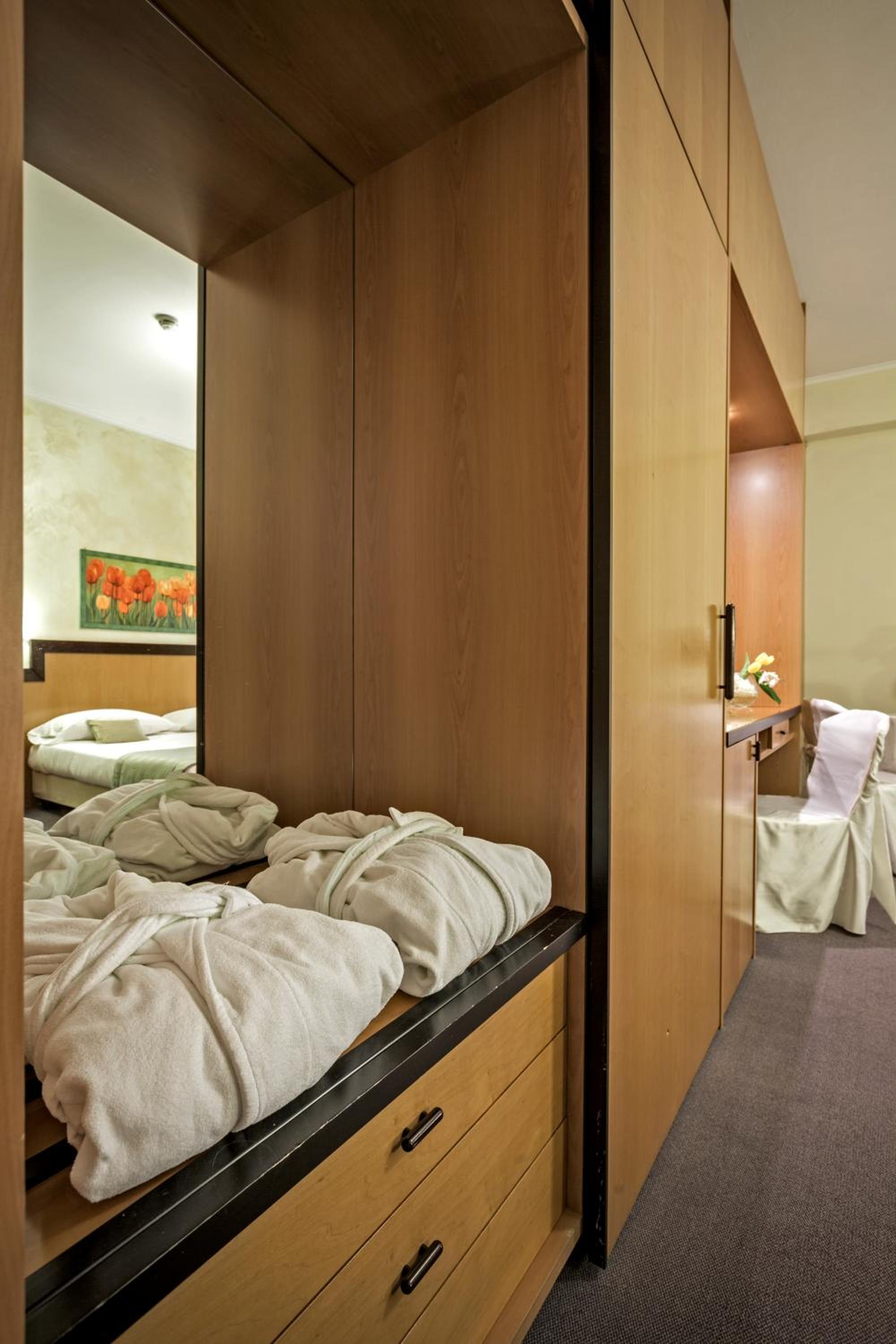 Superior Double Room - Photo 7