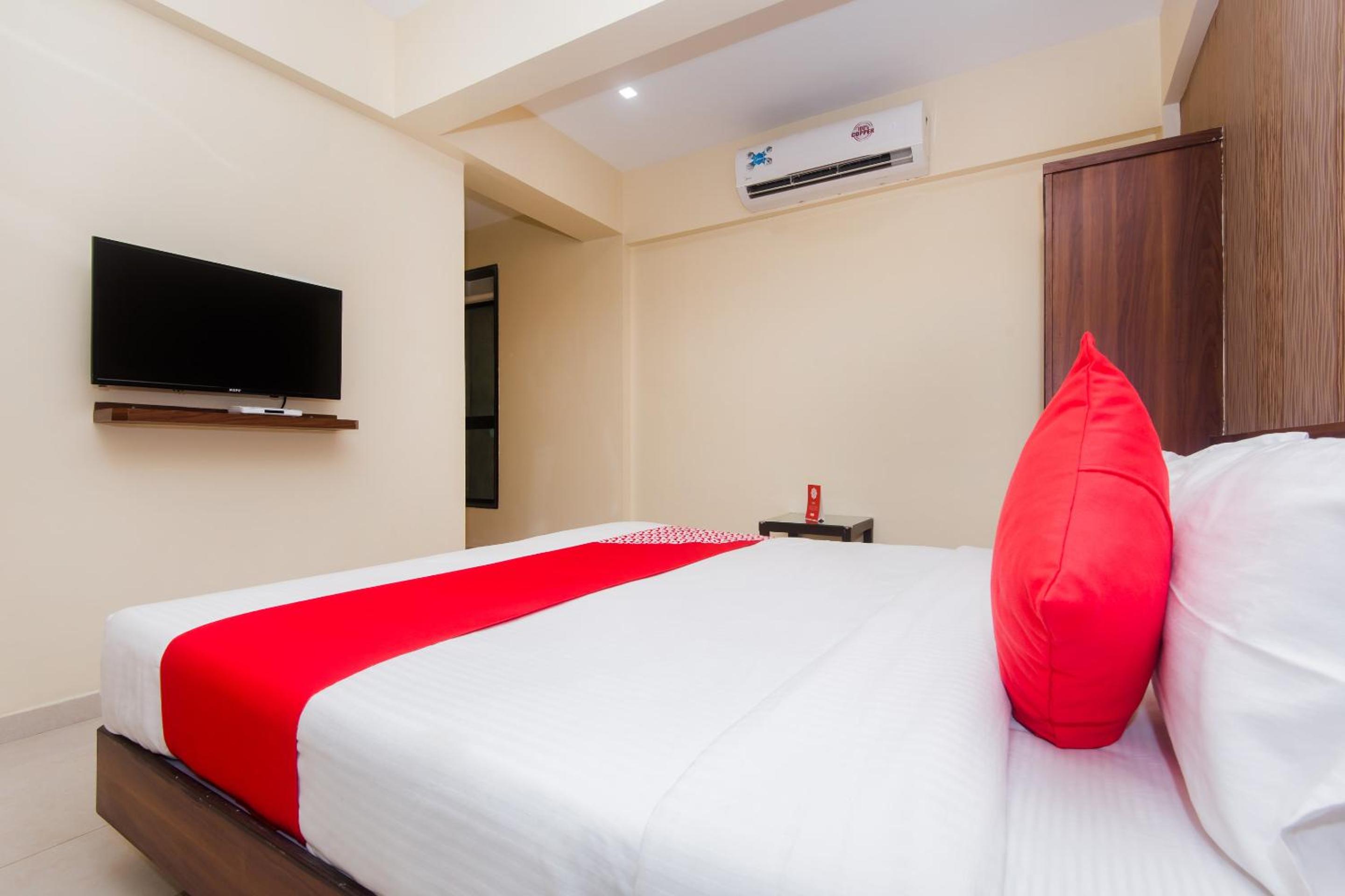 Standard Double or Twin Room photo 1